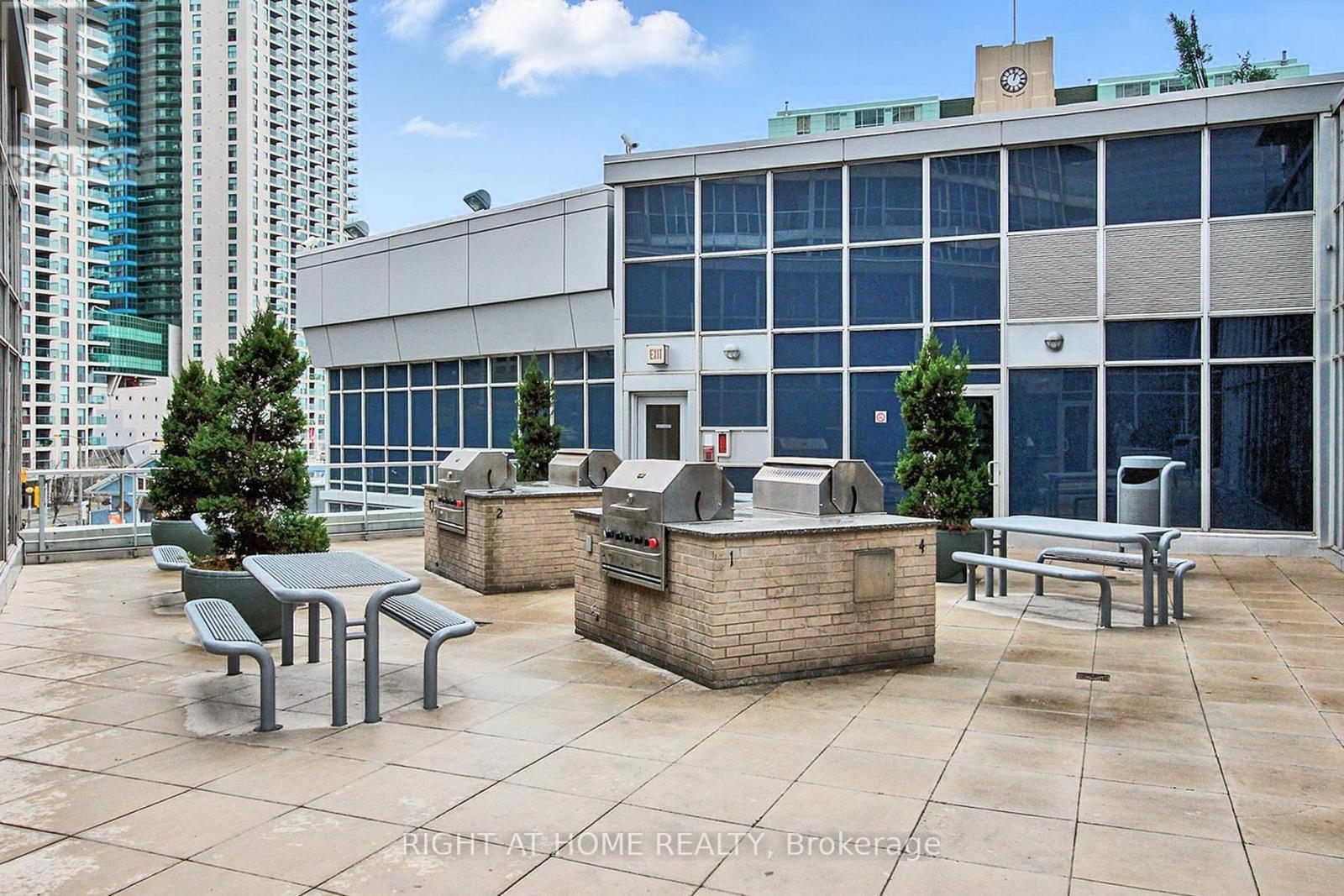 3202 - 8 York Street, Toronto, Ontario  M5J 2Y2 - Photo 38 - C12937694