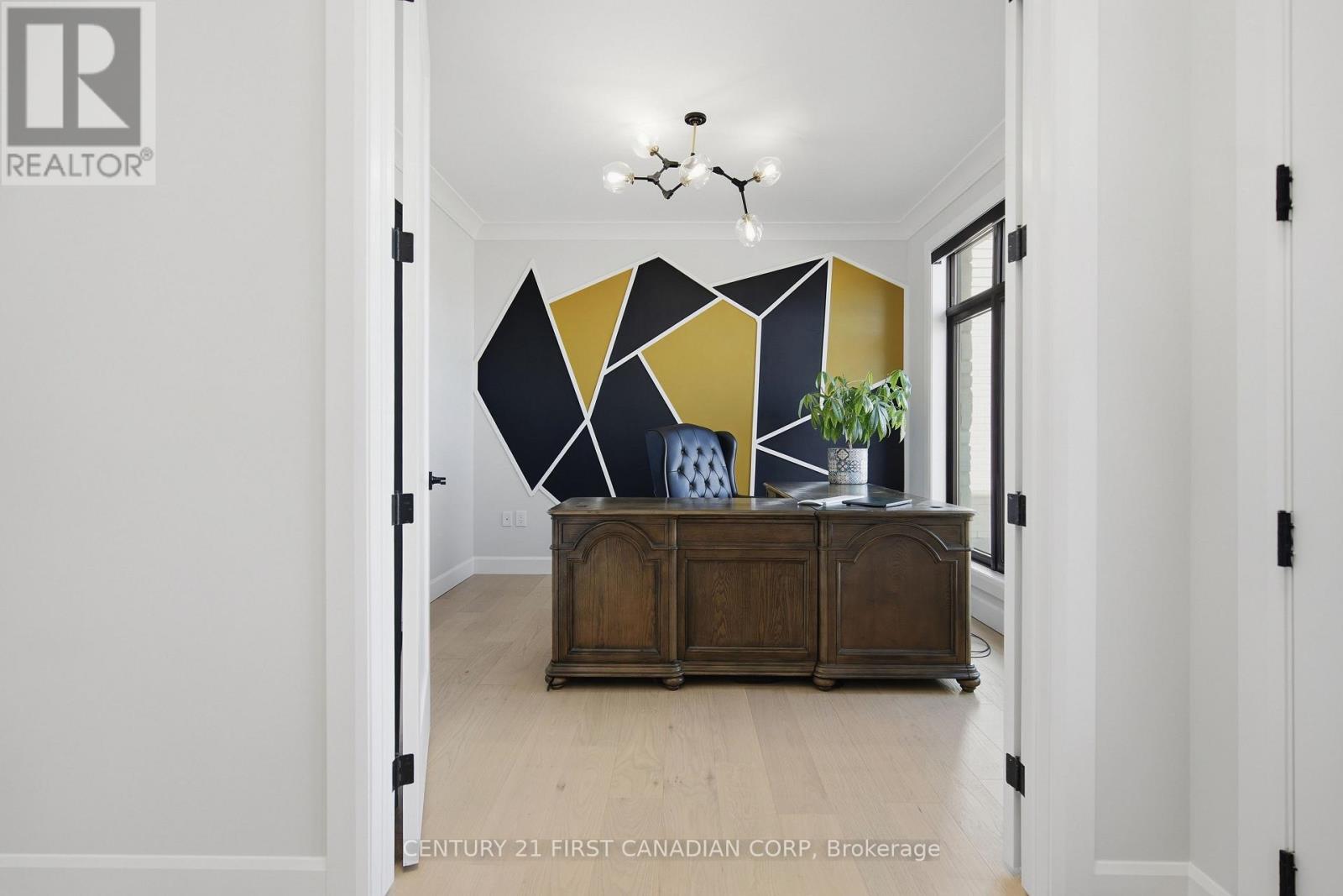 7129 Silver Creek Circle, London South, Ontario  N6P 0G9 - Photo 5 - X12937628