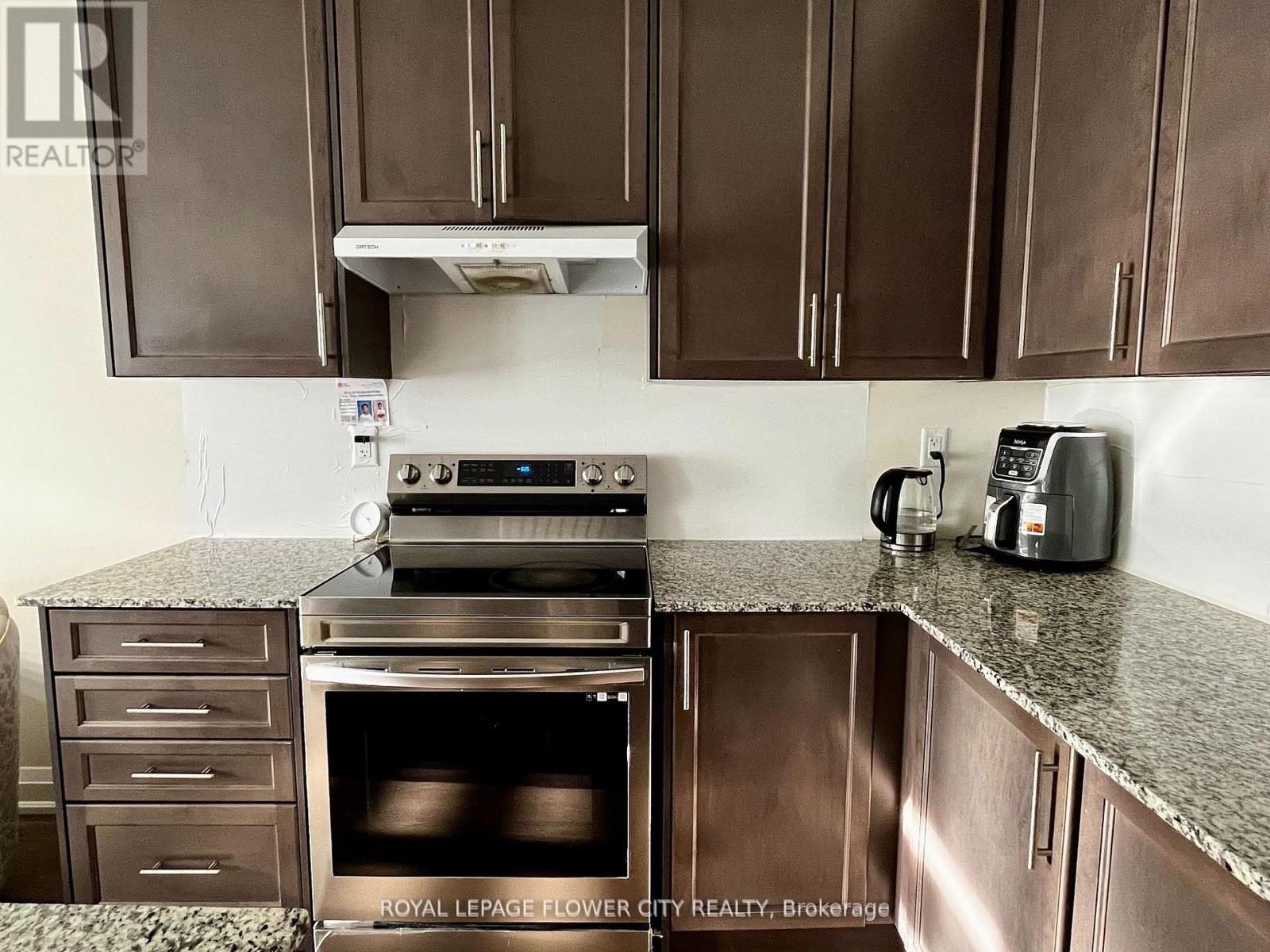 523 Danks Ridge Drive, Ajax, Ontario  L1S 0H3 - Photo 9 - E12937642