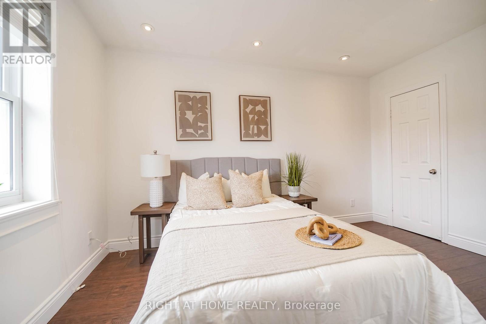 1083 Pharmacy Avenue, Toronto, Ontario  M1R 2H2 - Photo 21 - E12937648