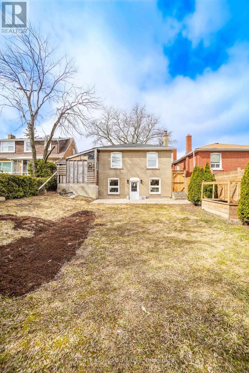 1083 Pharmacy Avenue, Toronto, Ontario  M1R 2H2 - Photo 6 - E12937648