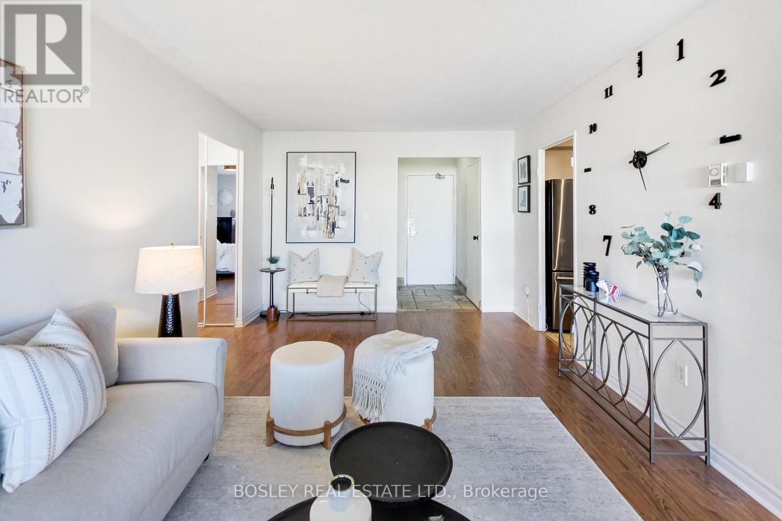 1902 - 3 Massey Square, Toronto, Ontario  M4C 5L5 - Photo 13 - E12937674