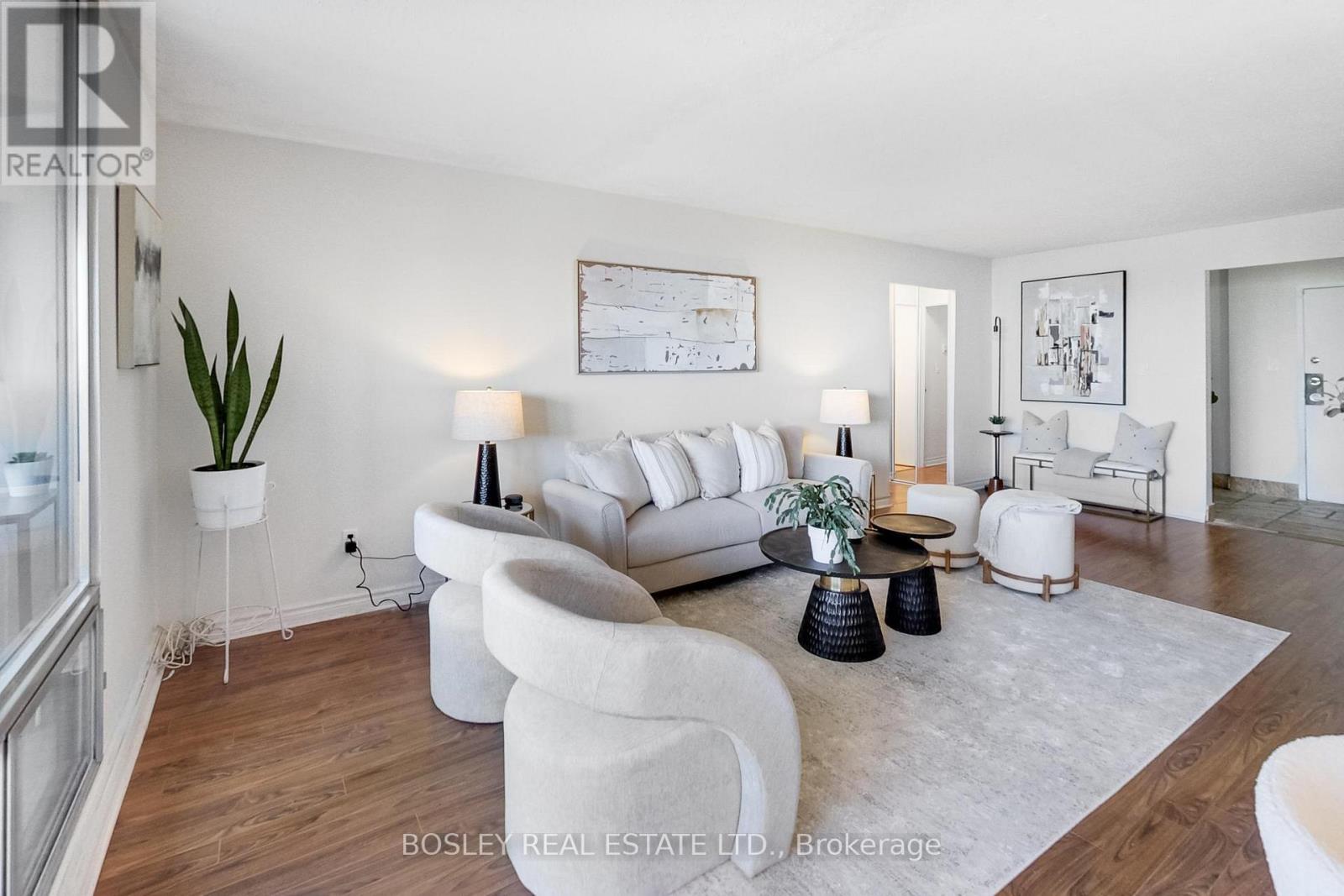 1902 - 3 Massey Square, Toronto, Ontario  M4C 5L5 - Photo 16 - E12937674