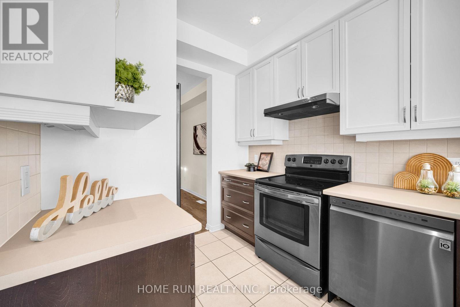 636 Pamplona Private, Ottawa, Ontario  K2J 5T4 - Photo 17 - X12937664