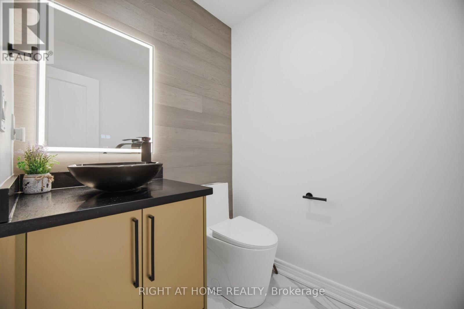 87 Via Toscana Drive, Vaughan, Ontario  L4H 3V4 - Photo 17 - N12937644