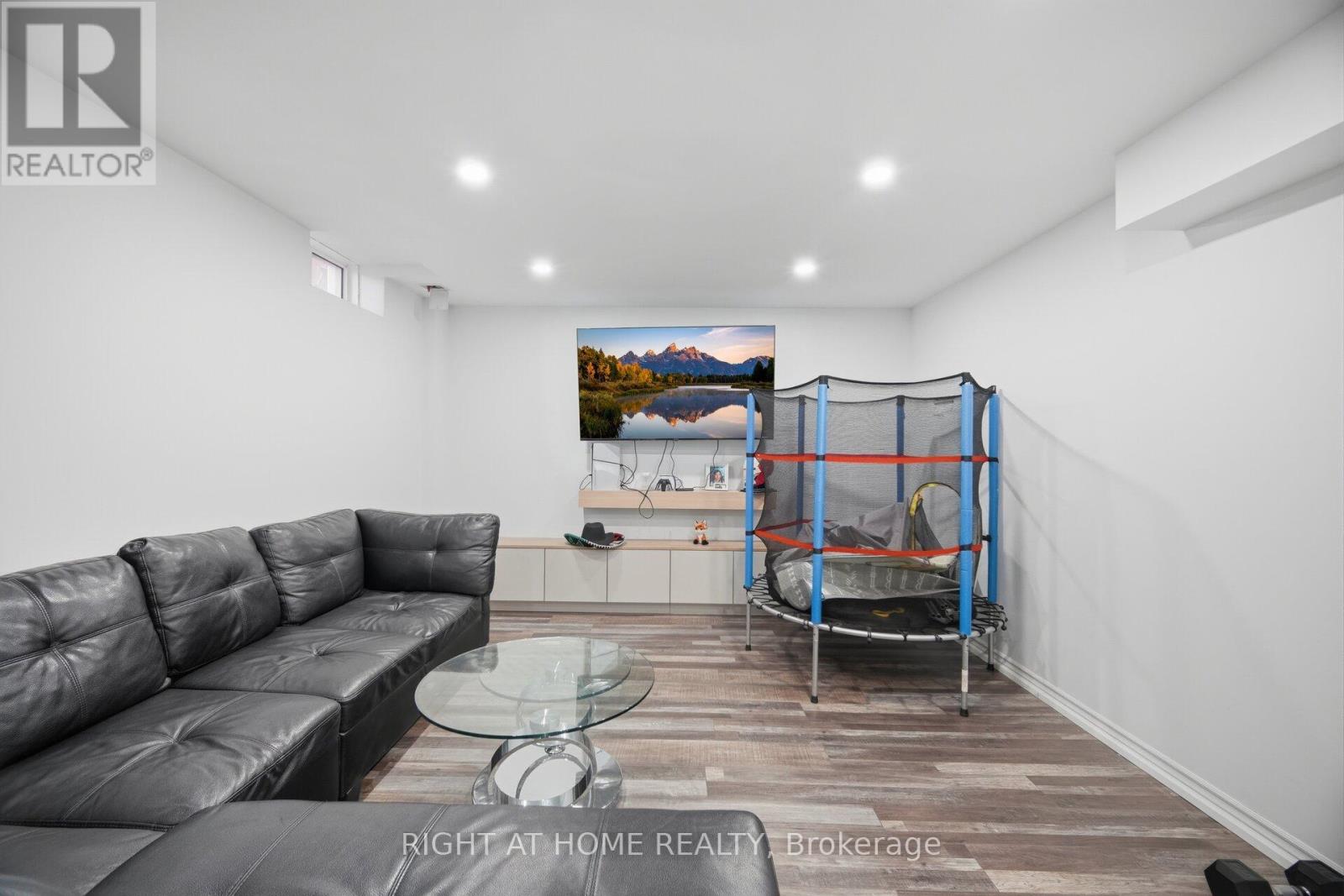 87 Via Toscana Drive, Vaughan, Ontario  L4H 3V4 - Photo 45 - N12937644