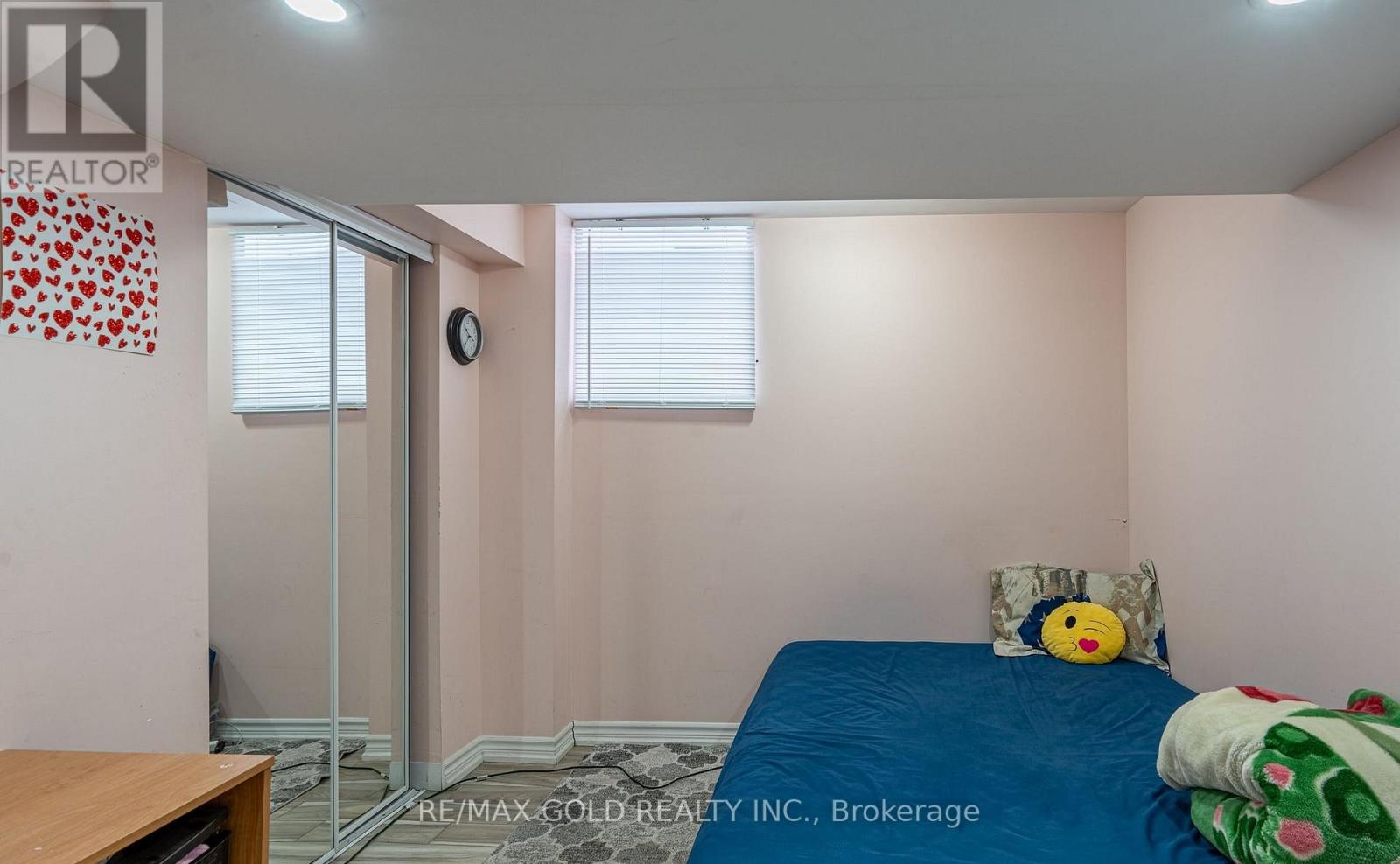 311 Father Tobin Road, Brampton, Ontario L6R 0P4 - Photo 35 - W12890522