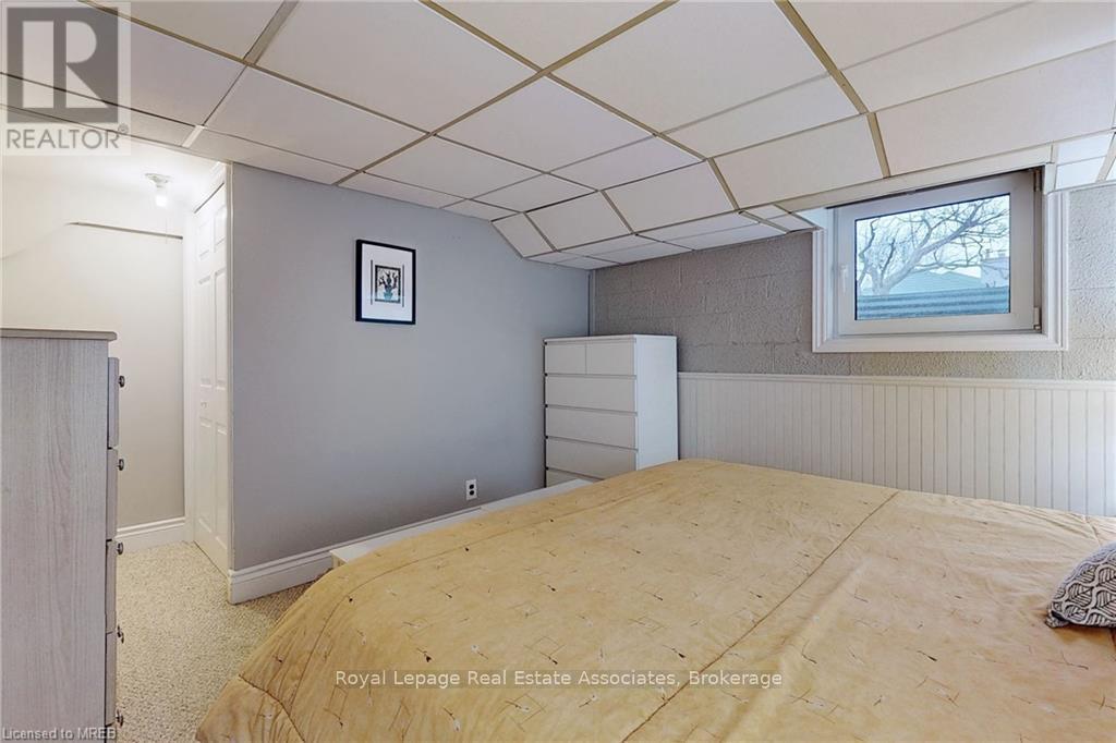 Basement - 925 Kingsway Drive, Burlington, Ontario  K7T 3J1 - Photo 19 - W12937638