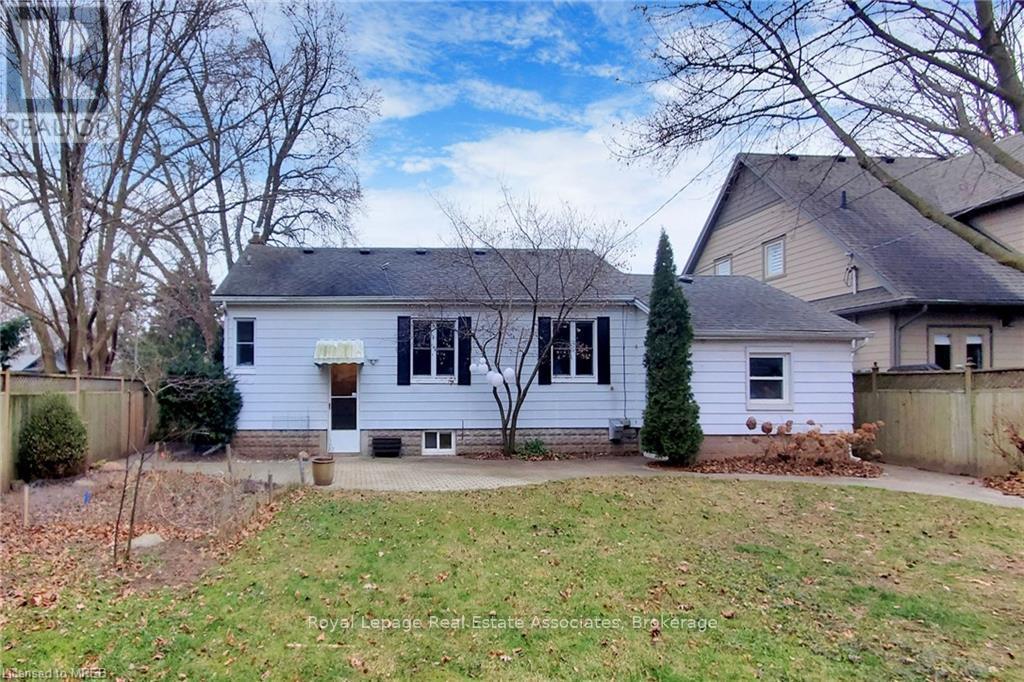 Basement - 925 Kingsway Drive, Burlington, Ontario  K7T 3J1 - Photo 24 - W12937638