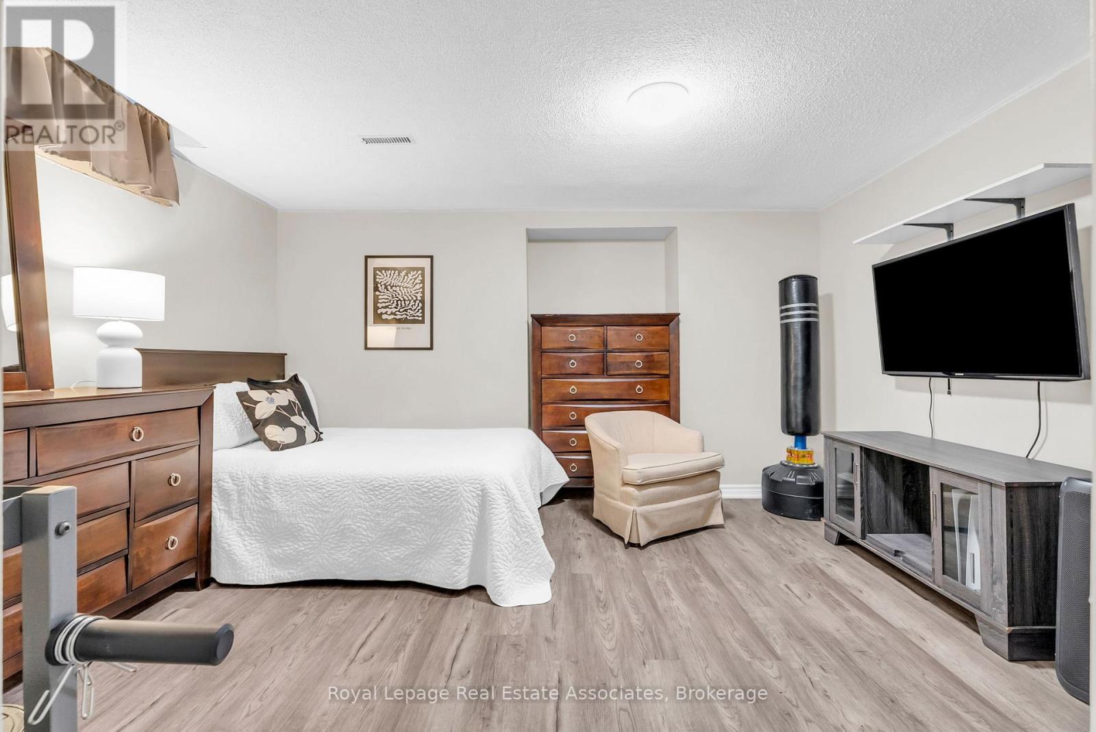 20 Jeremy Place, Brampton, Ontario  L6S 5K6 - Photo 39 - W12937658