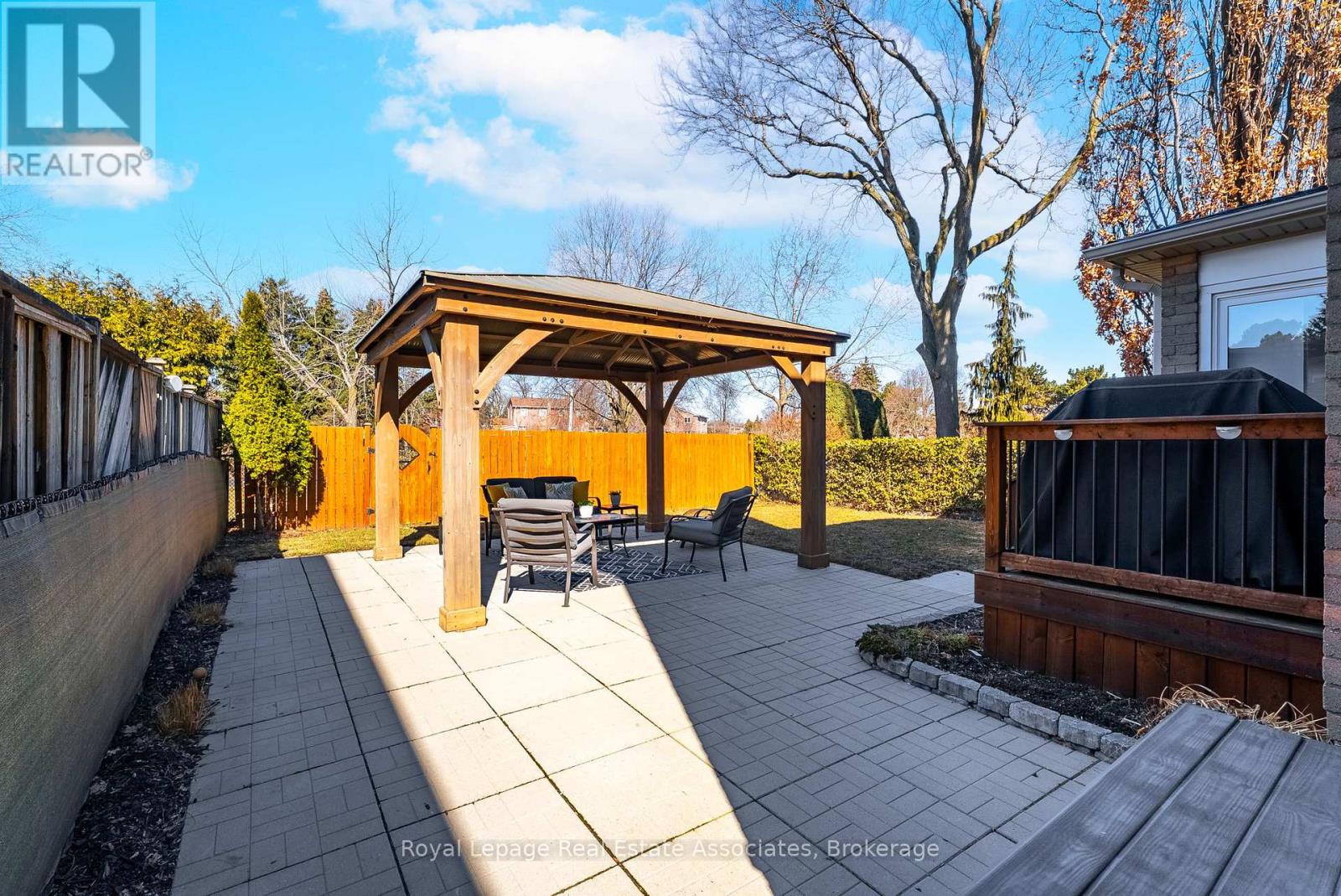 20 Jeremy Place, Brampton, Ontario  L6S 5K6 - Photo 42 - W12937658