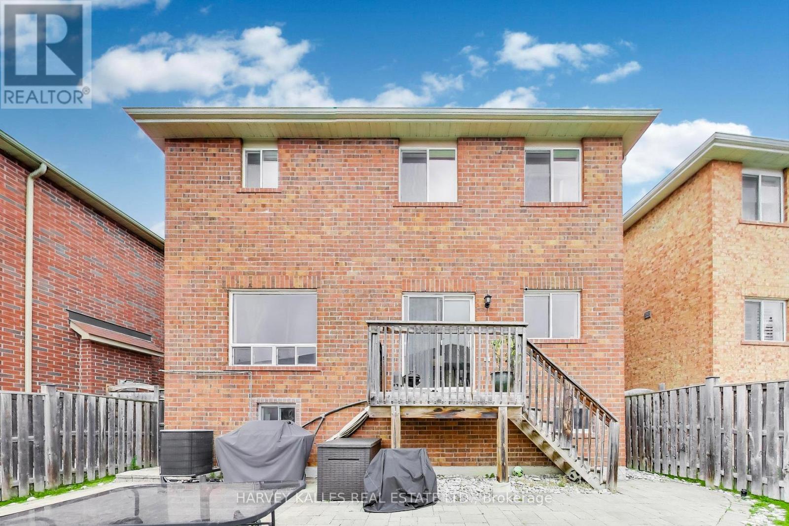 136 Degrassi Cove Circle, Brampton, Ontario  L6X 0N8 - Photo 24 - W12937660