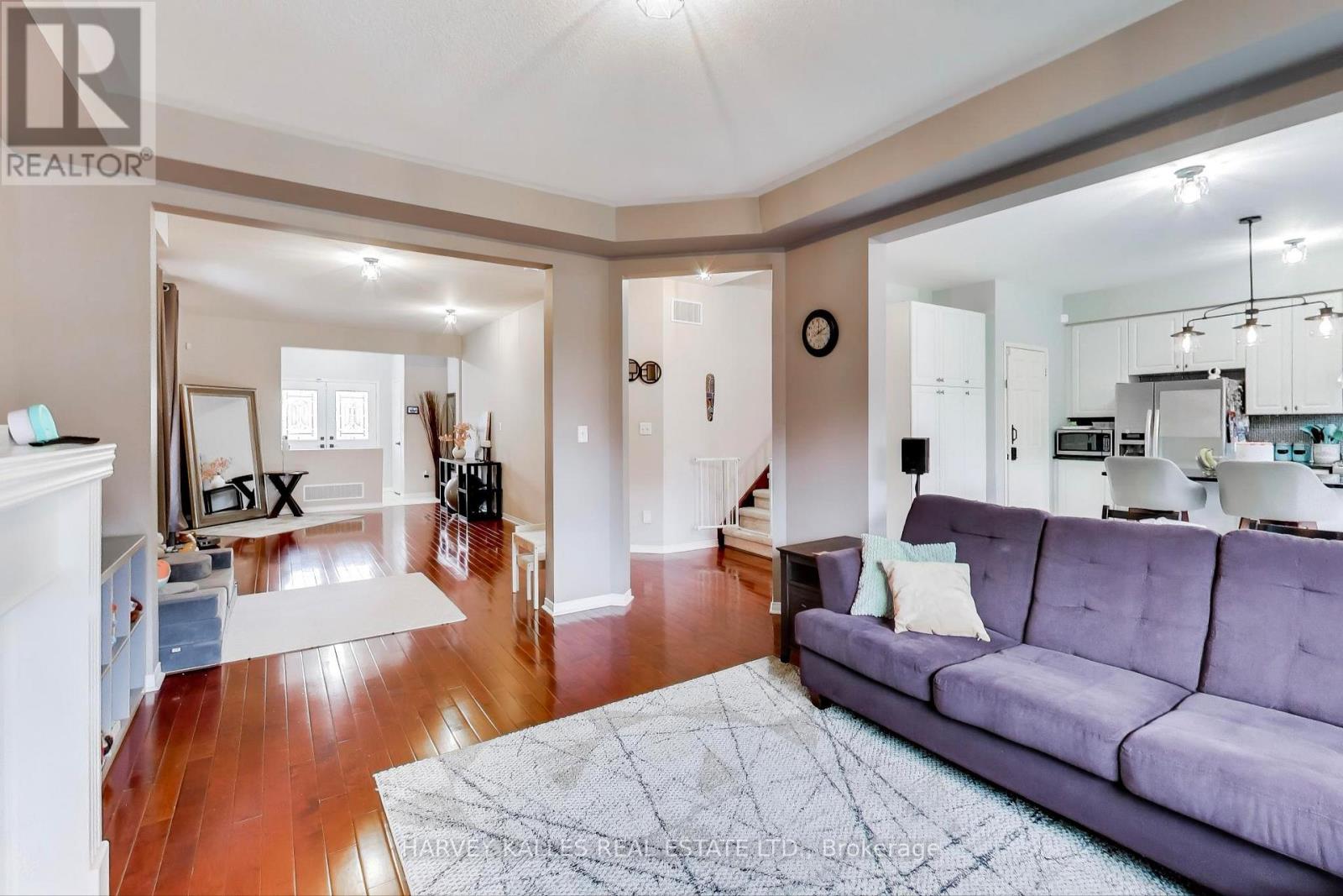 136 Degrassi Cove Circle, Brampton, Ontario  L6X 0N8 - Photo 6 - W12937660