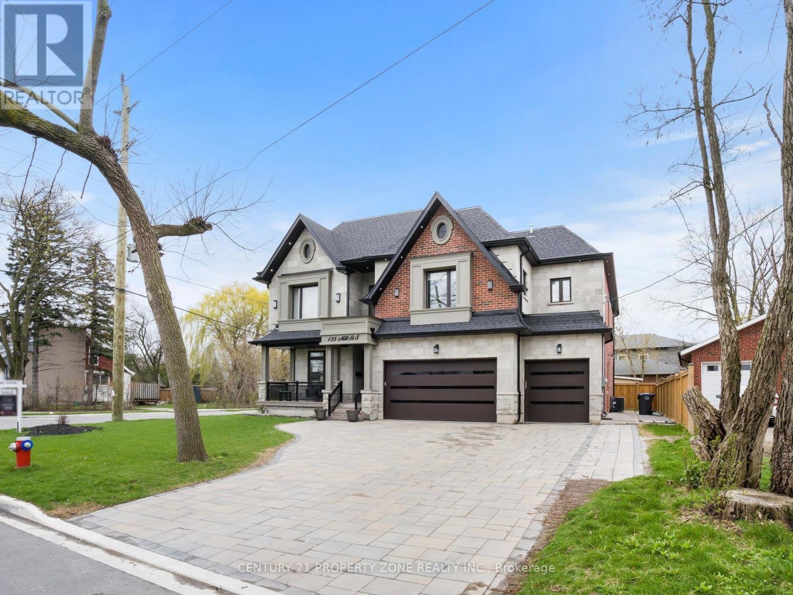 135 Mill Street S, Brampton, Ontario  L6Y 1T4 - Photo 2 - W12937678