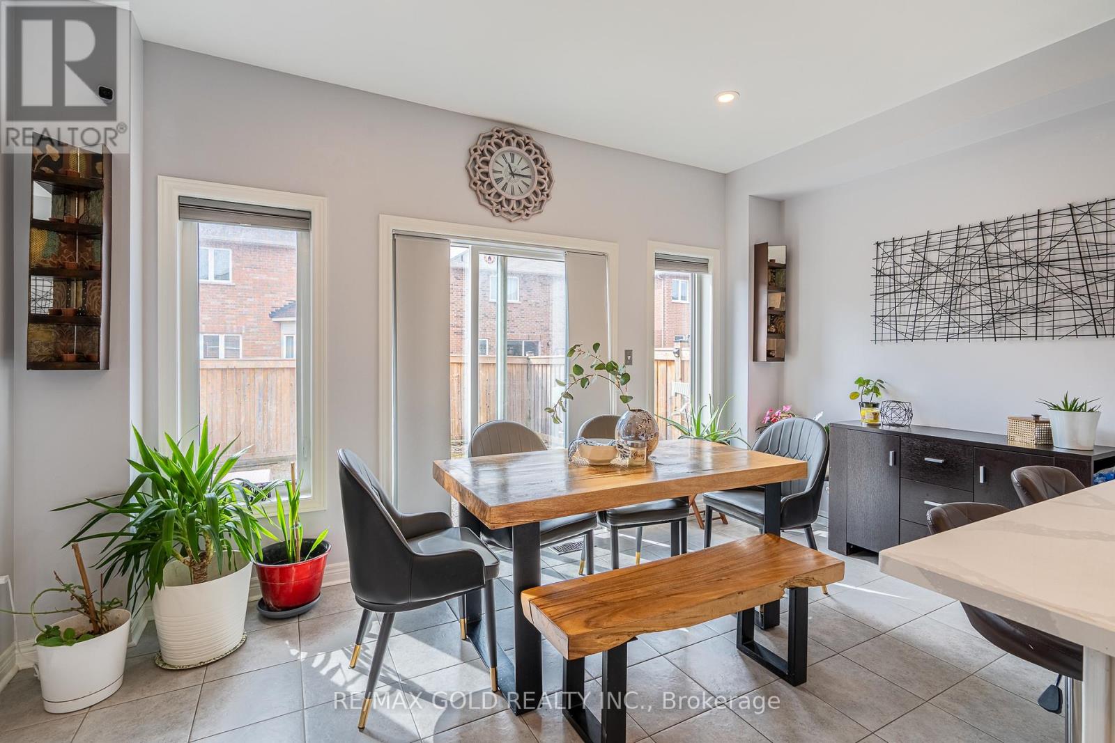 83 Cookview Drive, Brampton, Ontario  L6R 3V1 - Photo 14 - W12937684