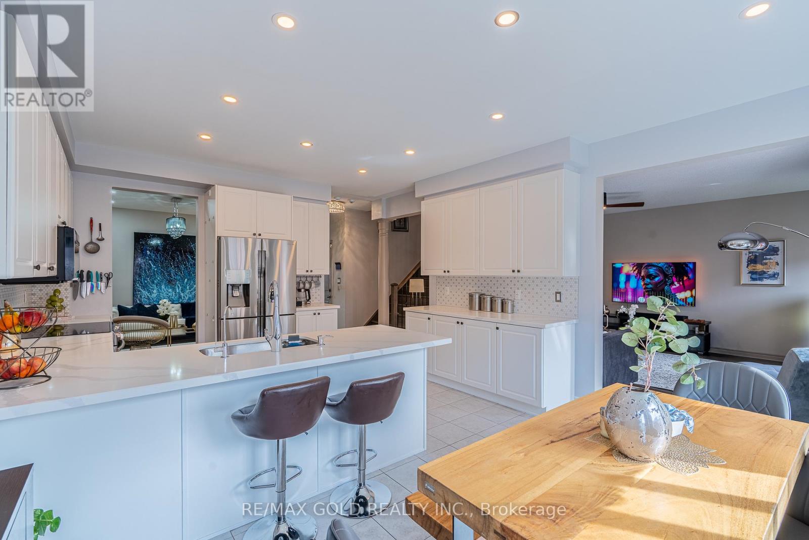 83 Cookview Drive, Brampton, Ontario  L6R 3V1 - Photo 15 - W12937684