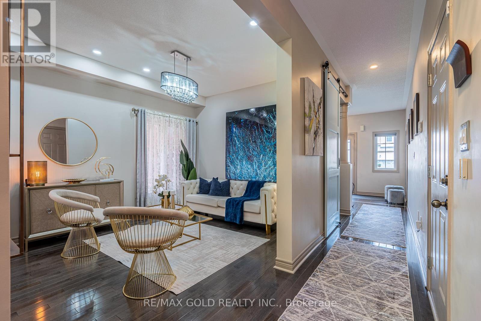 83 Cookview Drive, Brampton, Ontario  L6R 3V1 - Photo 2 - W12937684