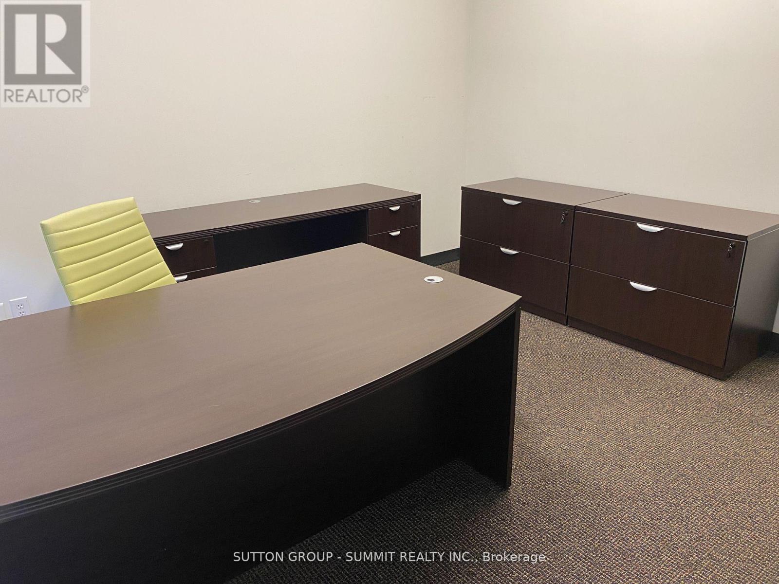 104 - 2865 Bristol Circle, Oakville, Ontario  L6H 6X5 - Photo 5 - W12937690