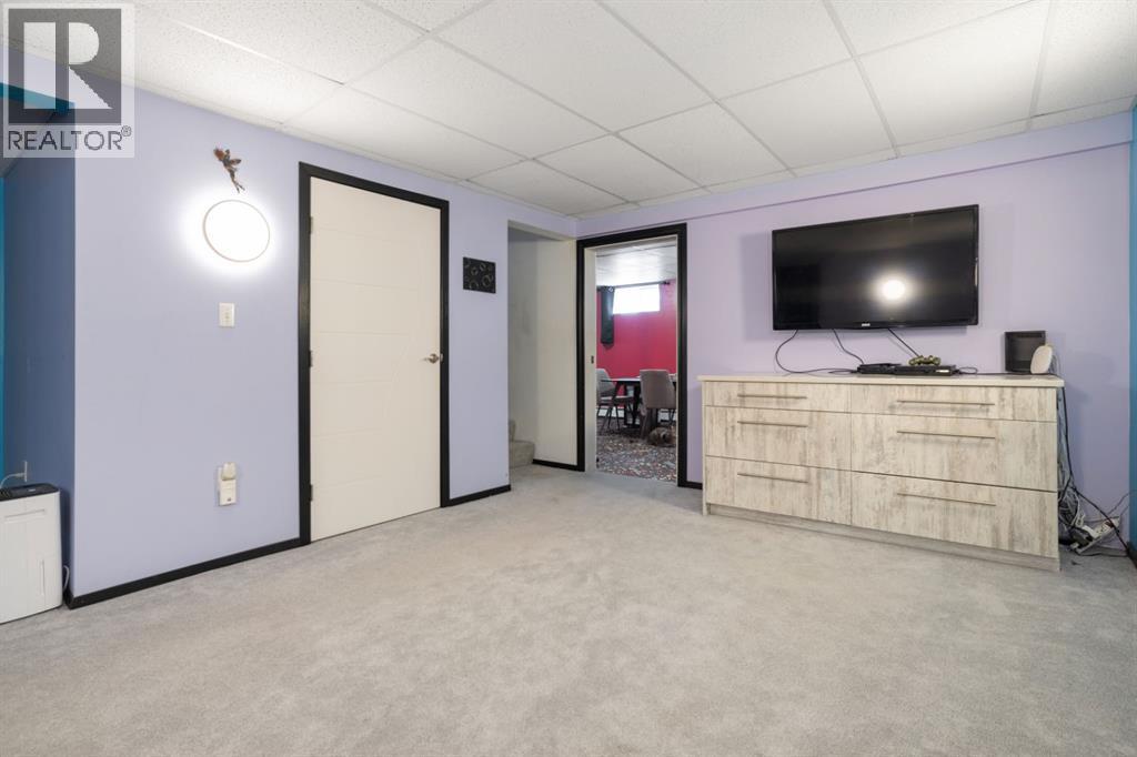 6310 43 Avenue, Camrose, Alberta  T4V 3M8 - Photo 22 - A2293554