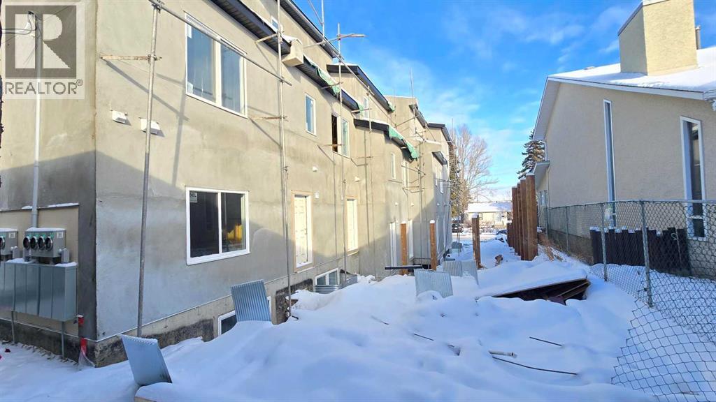 4767 Montana Crescent Nw, Calgary, Alberta  T3B 1E6 - Photo 9 - A2276176