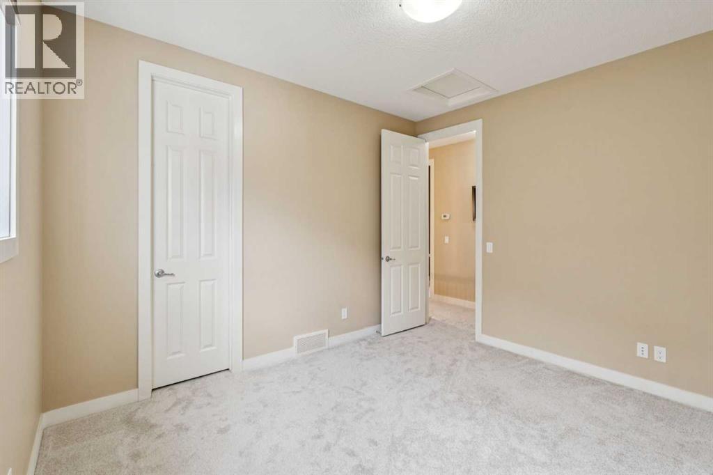 33 Quarry Heights SE, Calgary, Alberta  T2C 5H7 - Photo 24 - A2288730