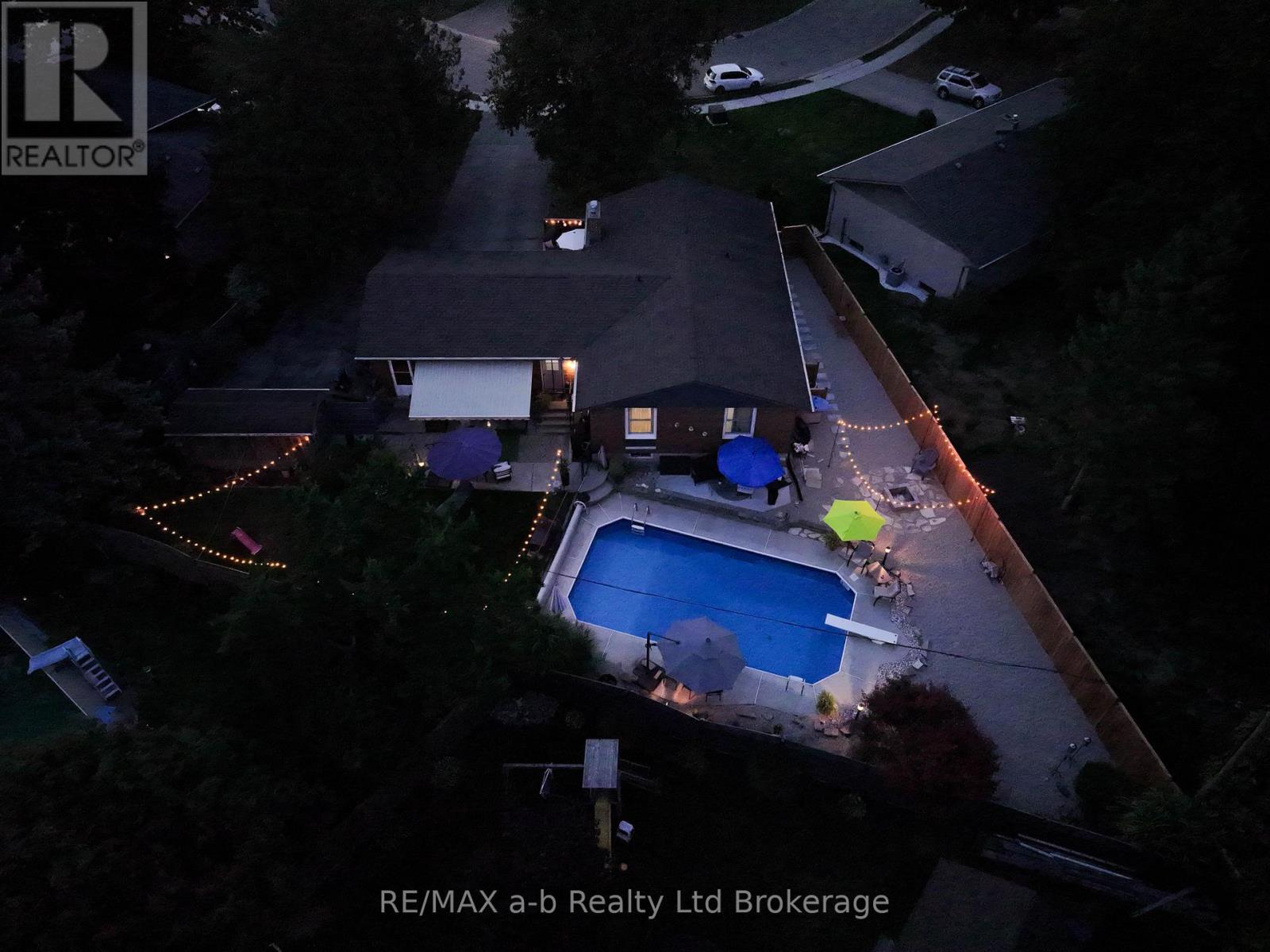 6 Camdon Court, Tillsonburg, Ontario  N4G 4B3 - Photo 45 - X12733282