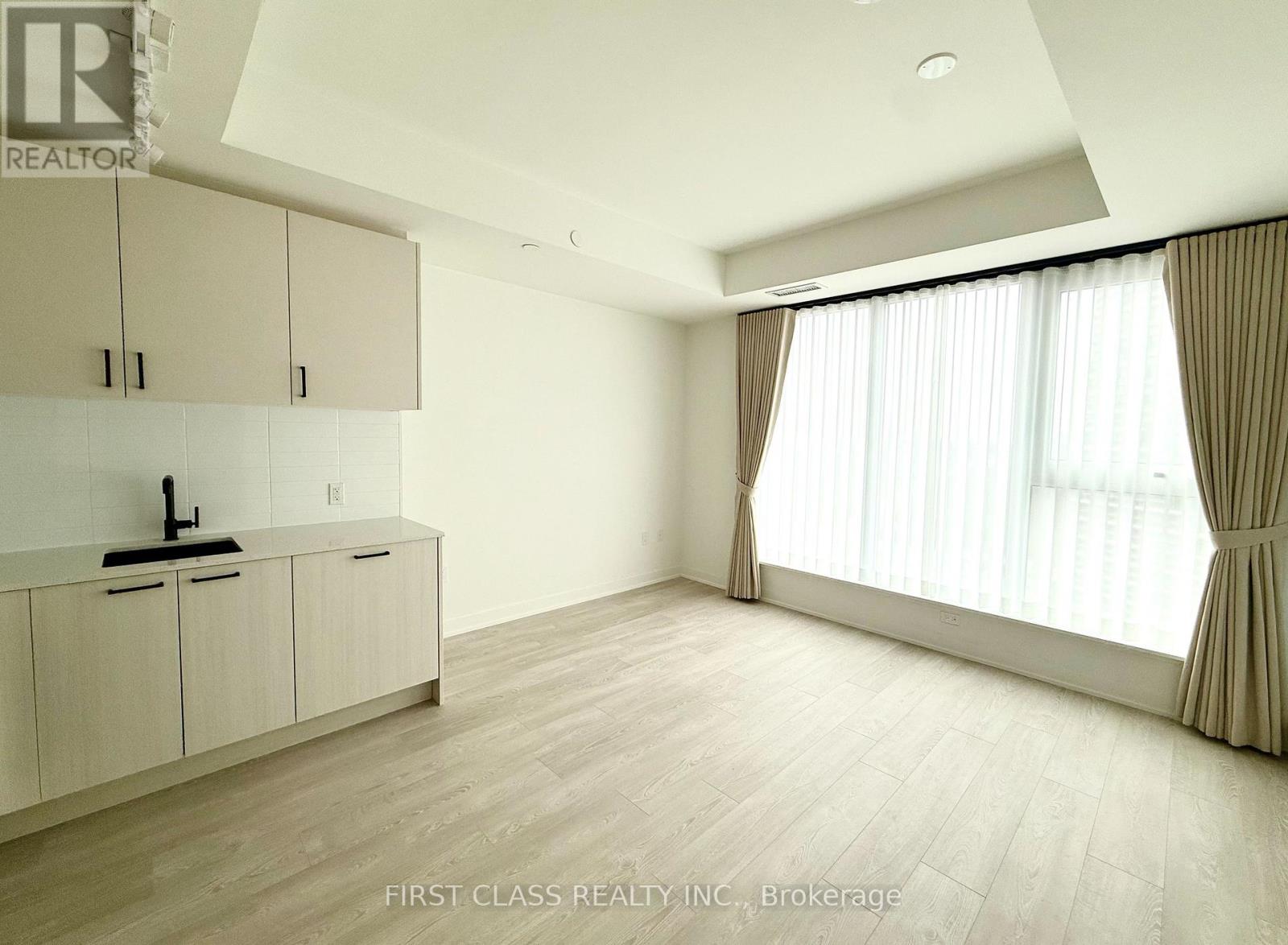 2604 - 1 QUARRINGTON LANE, Toronto, Ontario