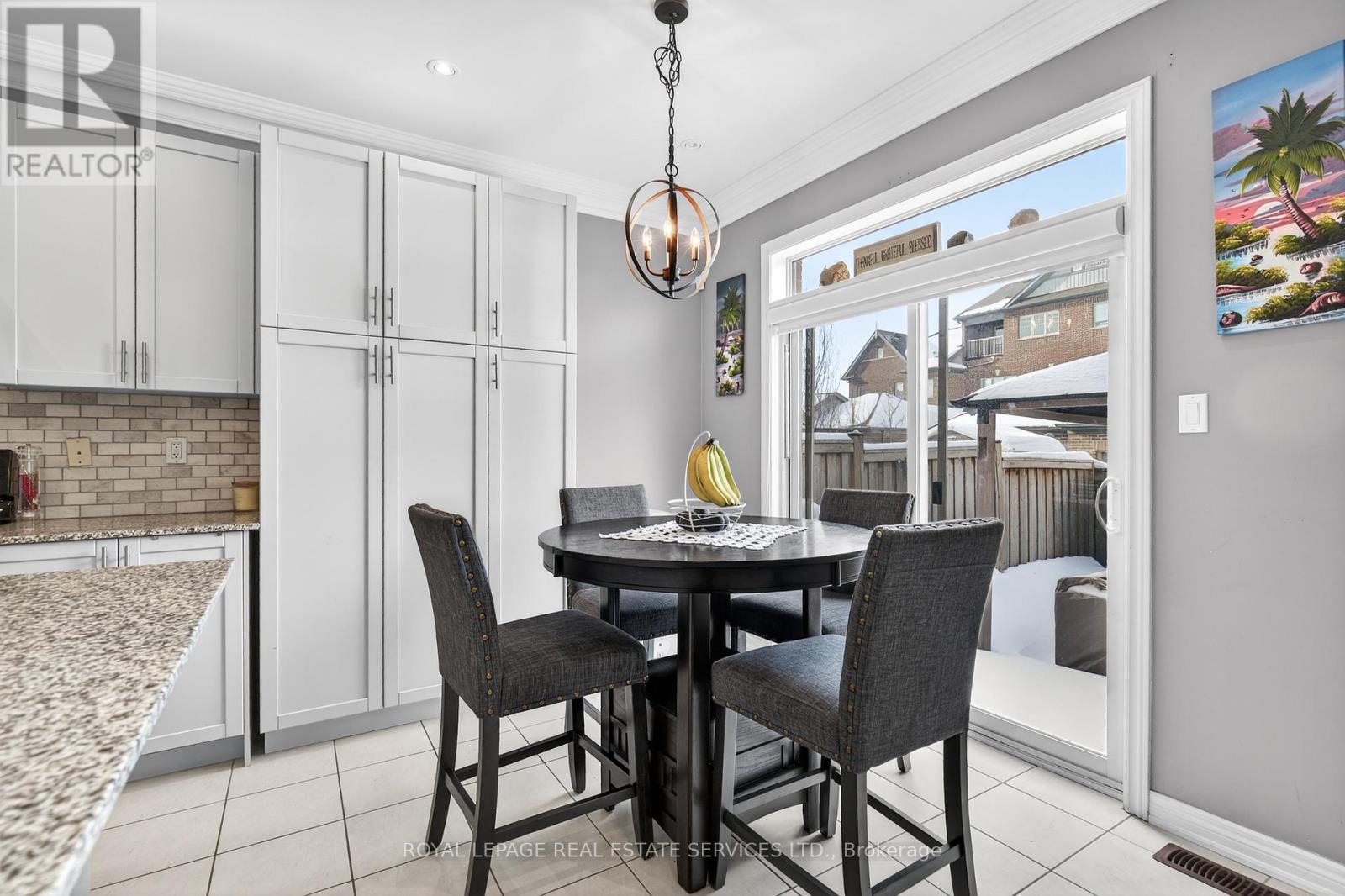 305 Moody Drive, Vaughan, Ontario  L4H 3Z6 - Photo 15 - N12767938