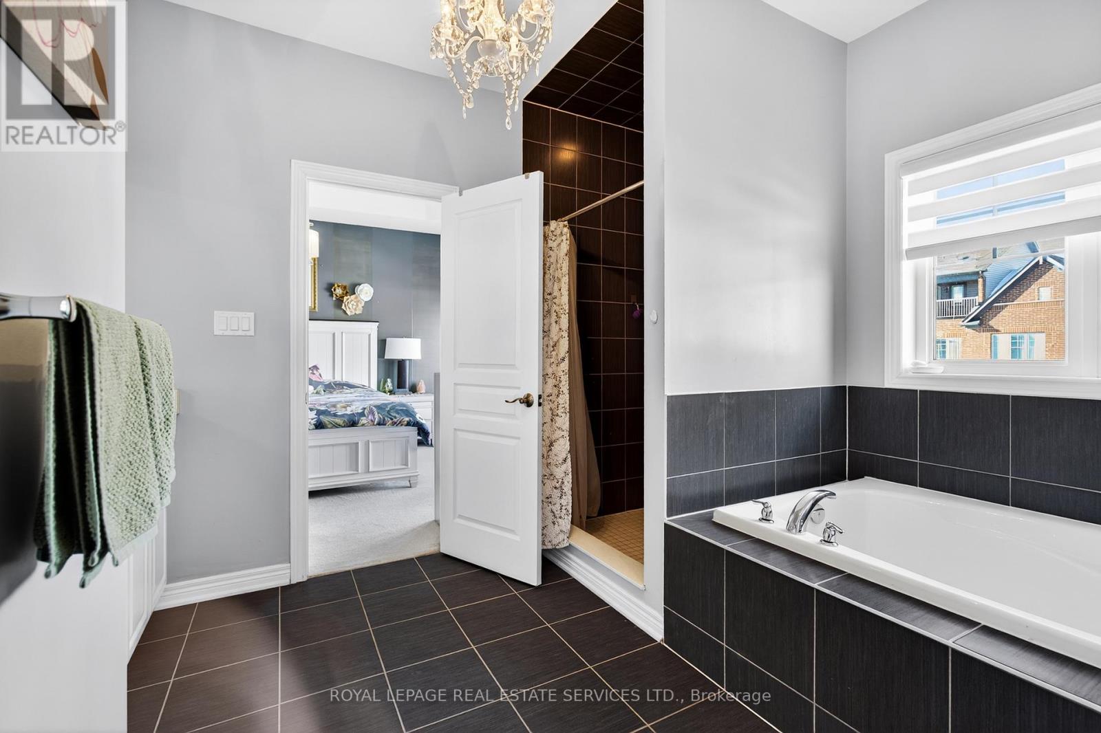 305 Moody Drive, Vaughan, Ontario  L4H 3Z6 - Photo 23 - N12767938