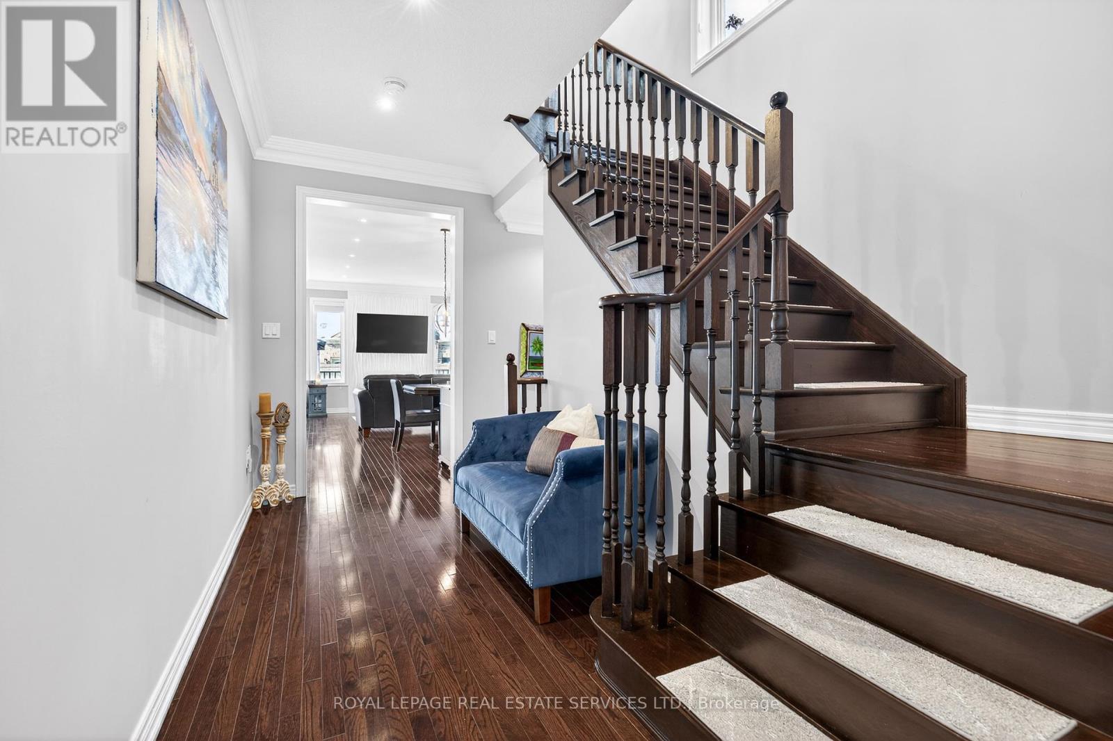 305 Moody Drive, Vaughan, Ontario  L4H 3Z6 - Photo 6 - N12767938