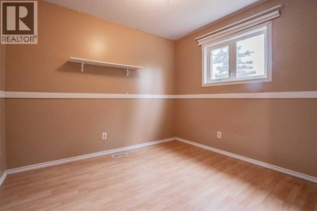 8325 101 Ave, Peace River, Alberta  T8S 1N2 - Photo 13 - A2274660