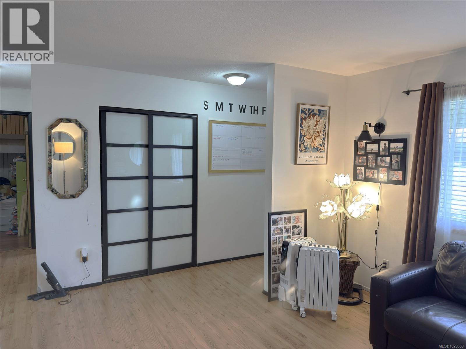 693 Wedgewood Cres, Parksville, British Columbia  V9P 1B6 - Photo 5 - 1029603