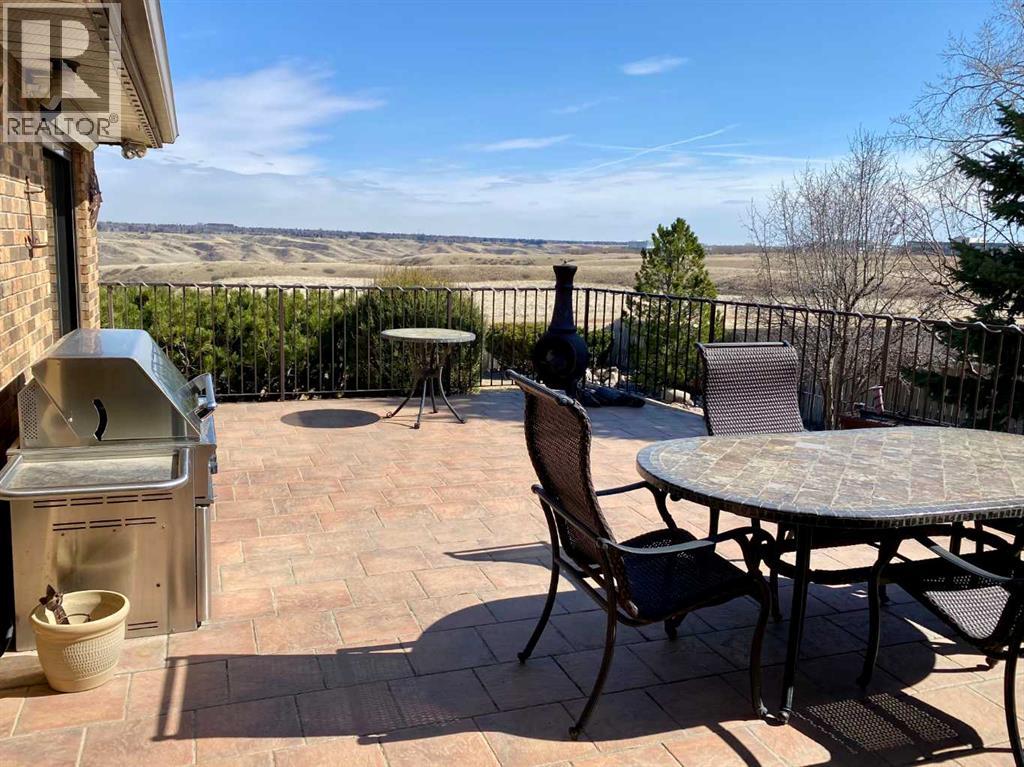 61 Ridgewood Crescent W, Lethbridge, Alberta  T1K 6C3 - Photo 5 - A2297612