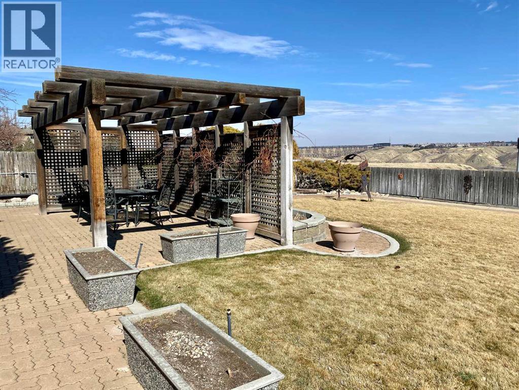 61 Ridgewood Crescent W, Lethbridge, Alberta  T1K 6C3 - Photo 8 - A2297612