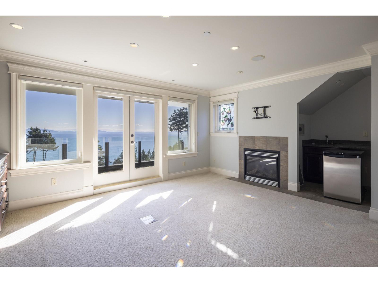 13922 Terry Road, White Rock, British Columbia  V4B 1A2 - Photo 22 - R3105145