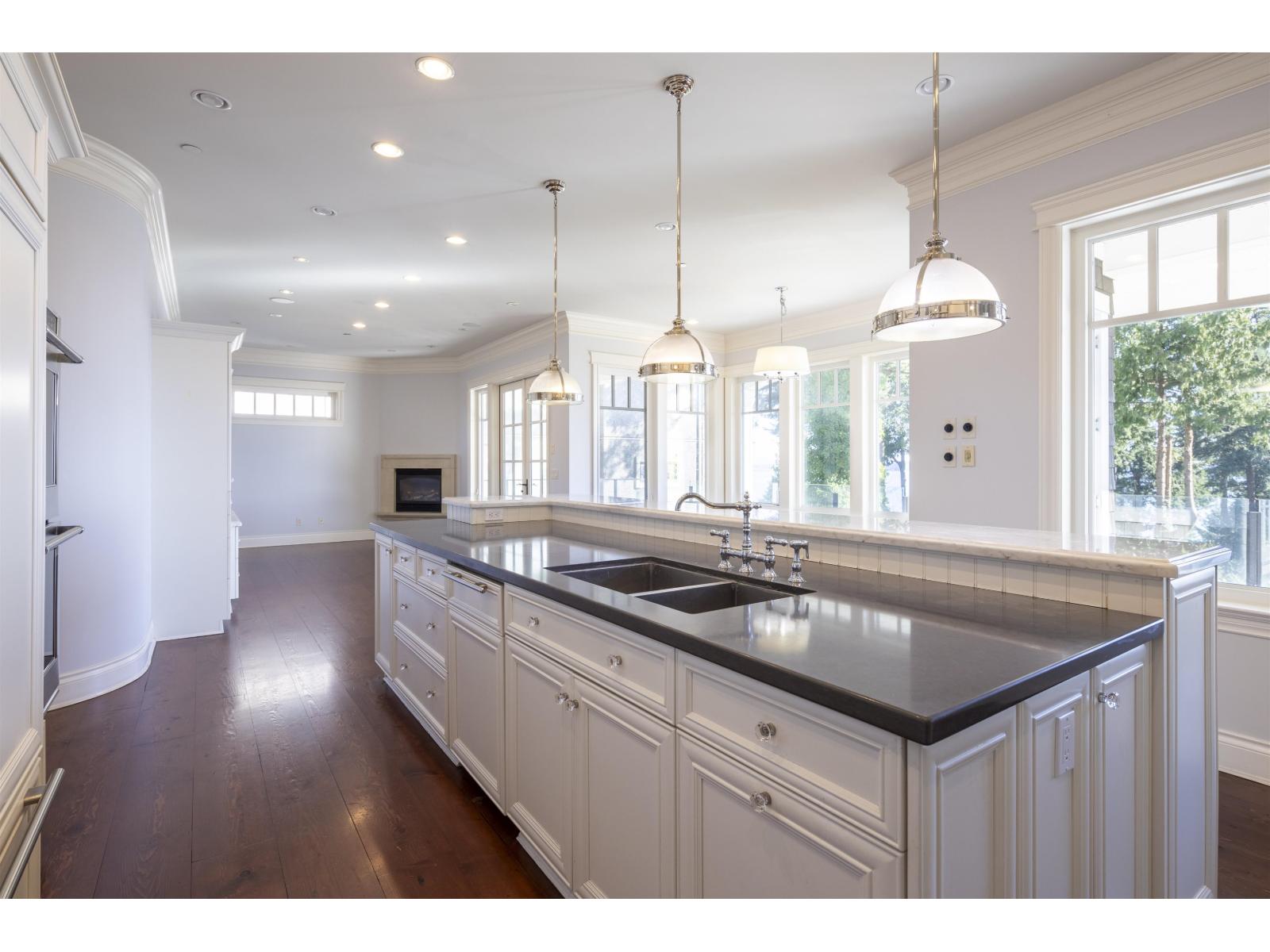 13922 Terry Road, White Rock, British Columbia  V4B 1A2 - Photo 16 - R3105145