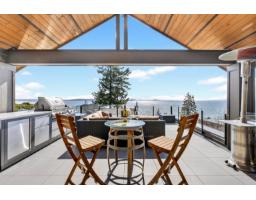 1279 EVERALL STREET, White Rock, British Columbia