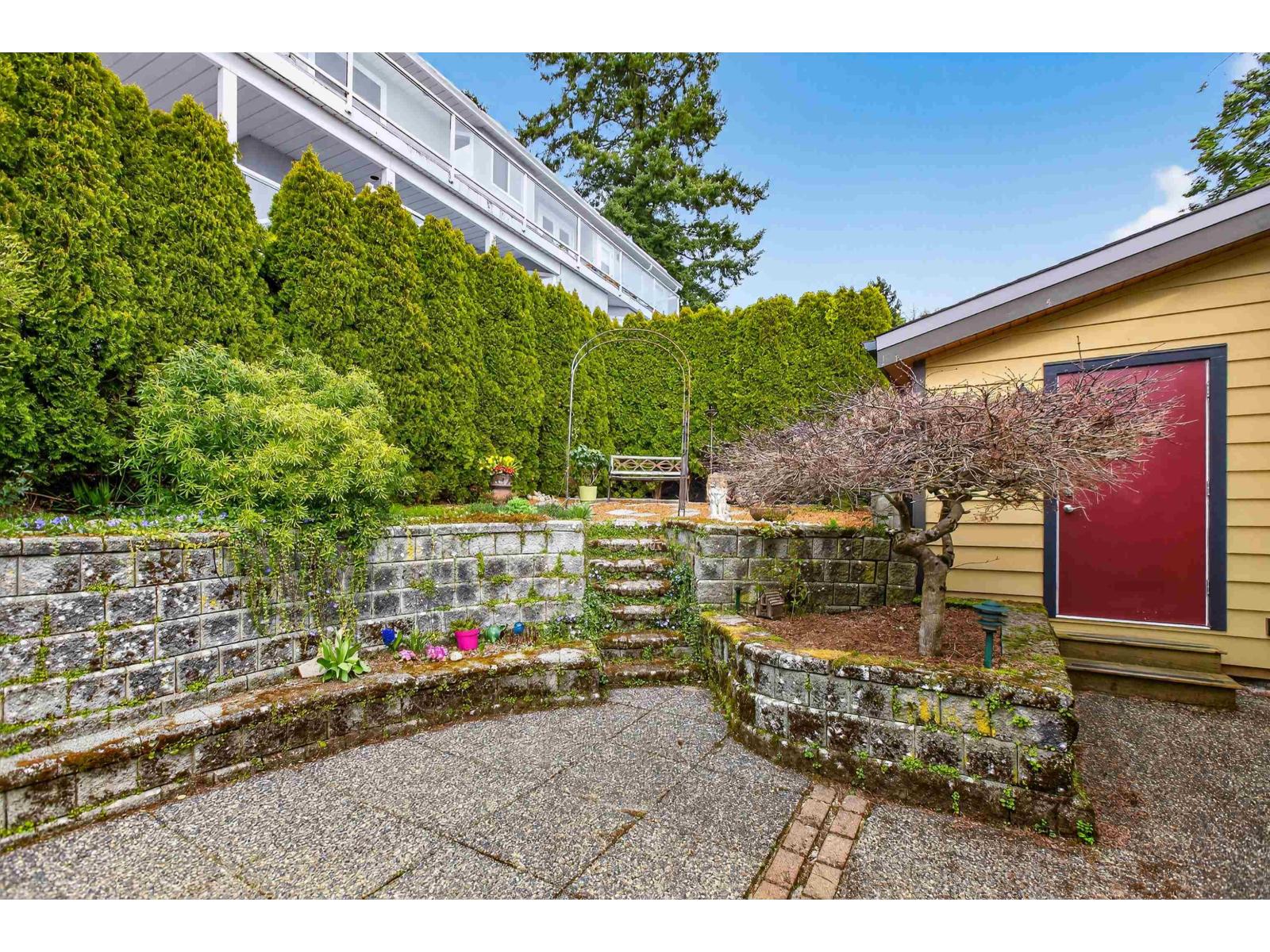 1279 Everall Street, White Rock, British Columbia  V4B 3S4 - Photo 37 - R3104993