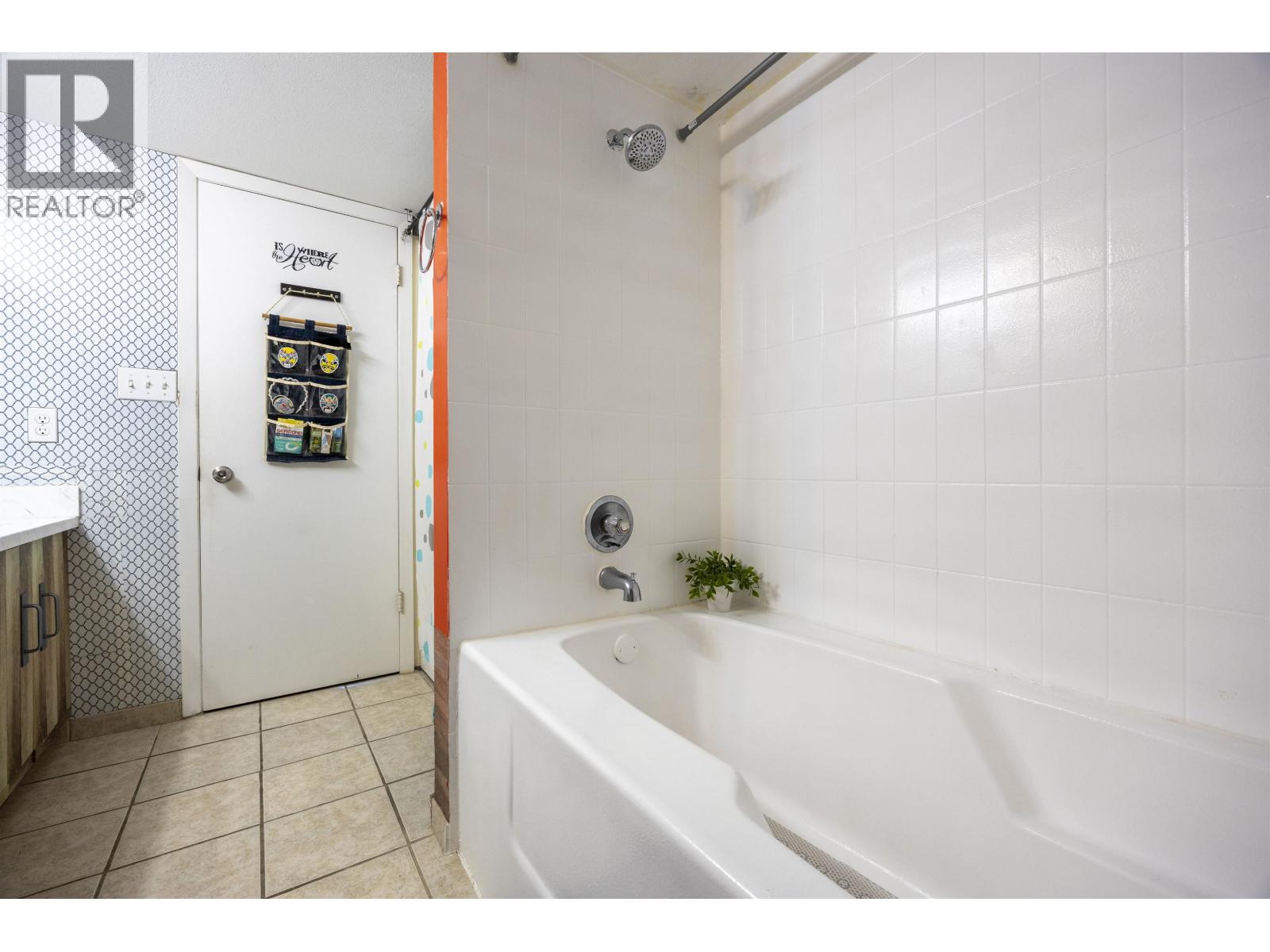 502 534 Sixth Street, New Westminster, British Columbia  V3L 5K7 - Photo 13 - R3105156