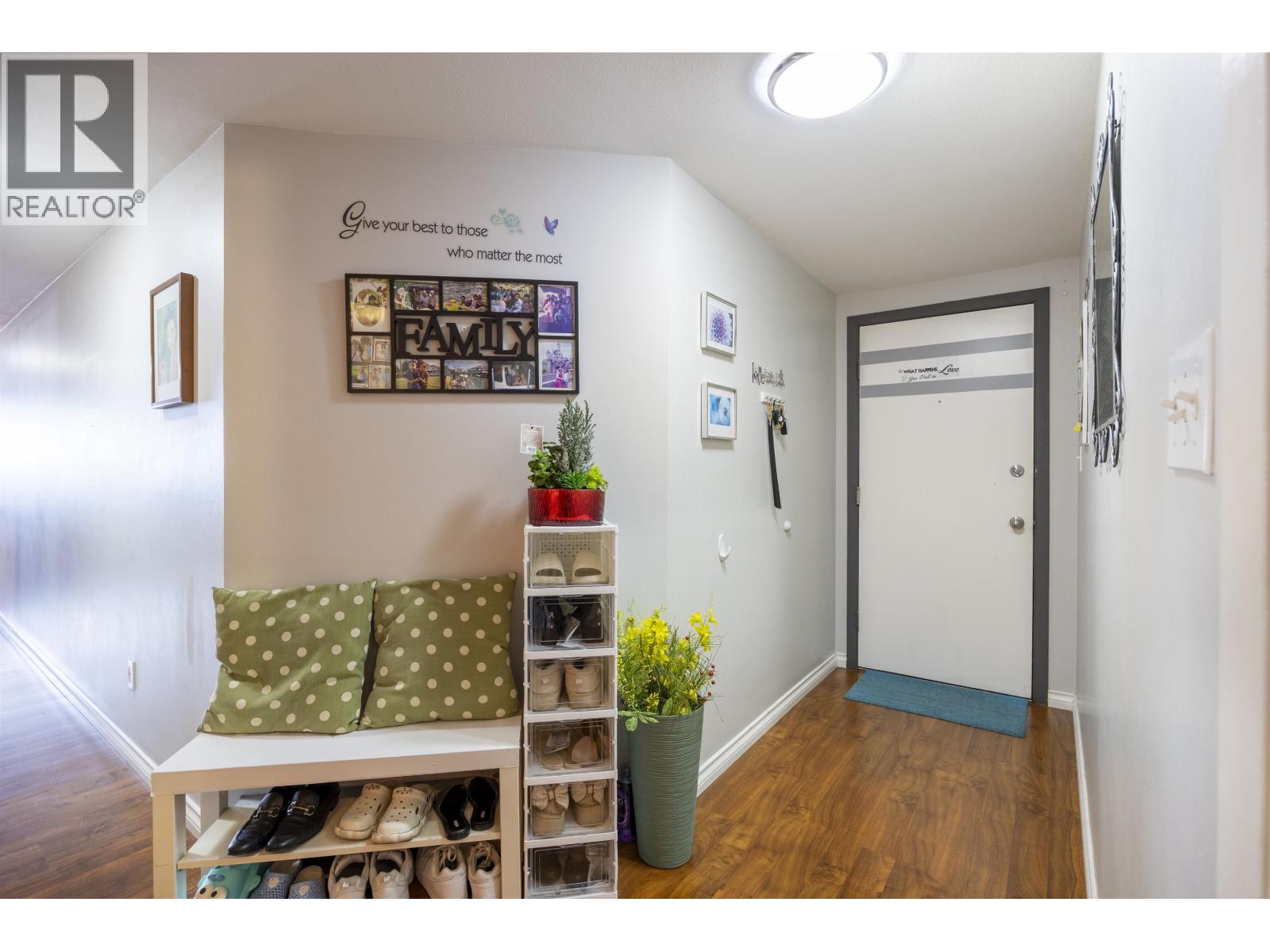 502 534 Sixth Street, New Westminster, British Columbia  V3L 5K7 - Photo 4 - R3105156