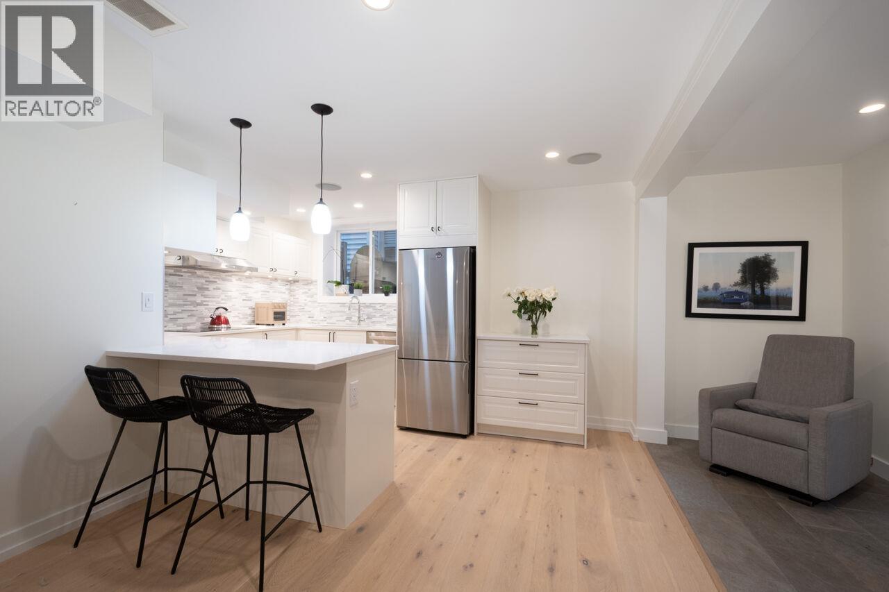 75 Holly Drive, Port Moody, British Columbia  V3H 5M5 - Photo 25 - R3105165