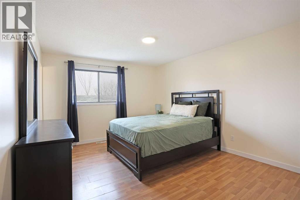 63 Ash Street W, Brooks, Alberta  T1R 0A6 - Photo 15 - A2295730