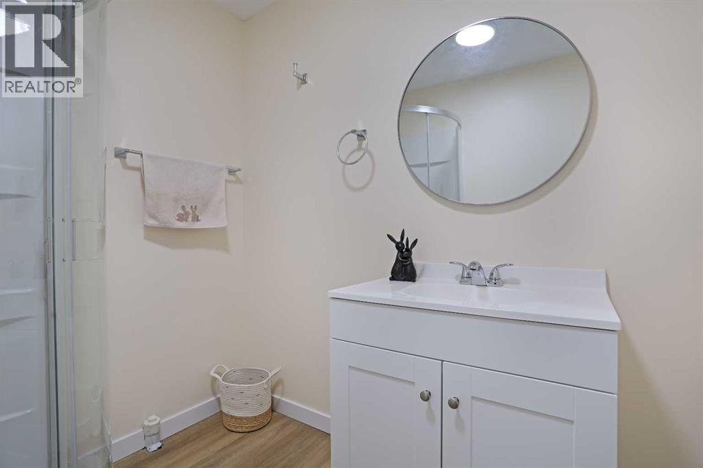 63 Ash Street W, Brooks, Alberta  T1R 0A6 - Photo 36 - A2295730