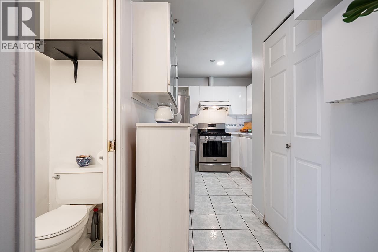 1407 E 12th Avenue, Vancouver, British Columbia  V5N 2A1 - Photo 6 - R3105166