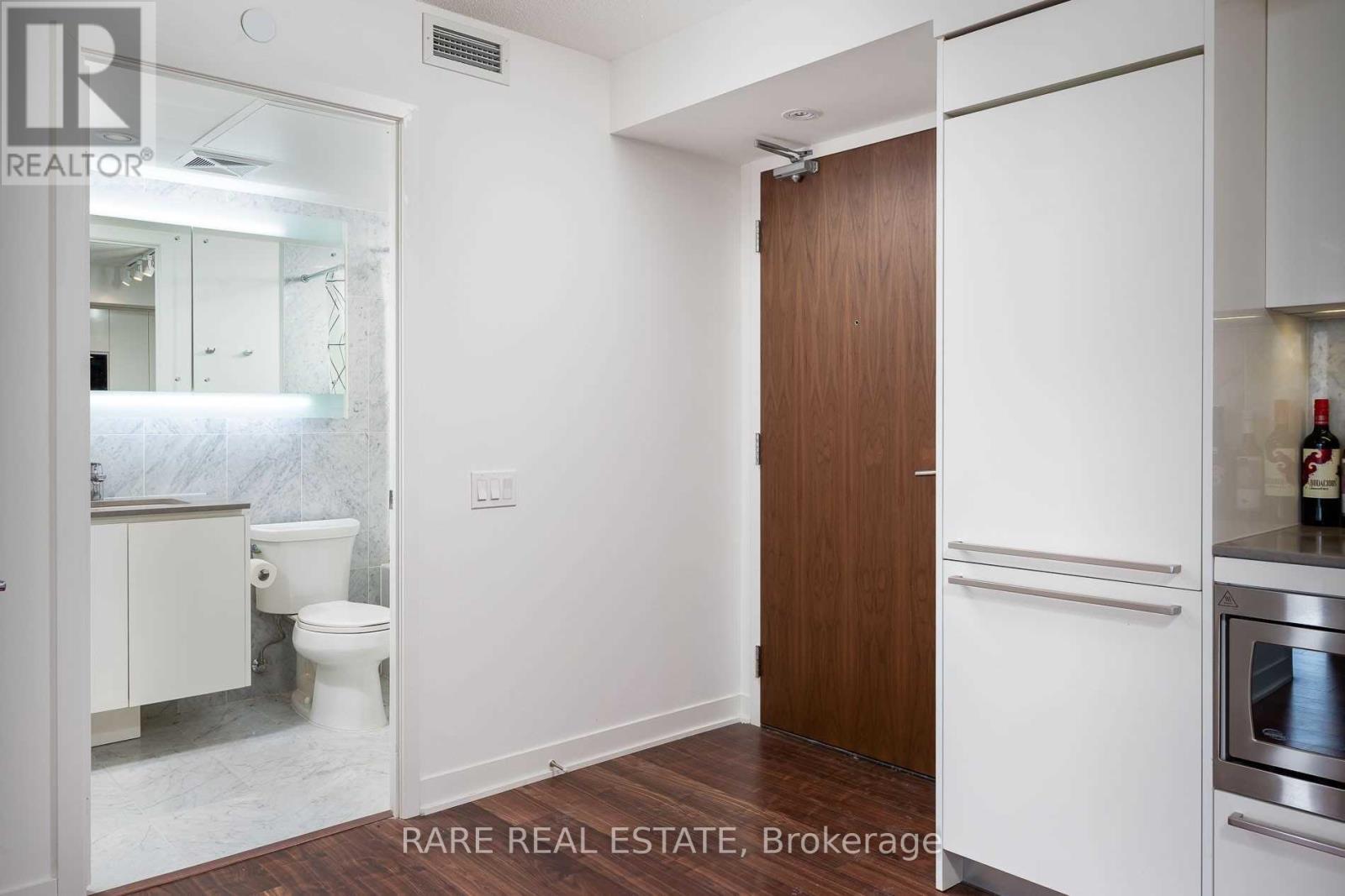 3208 - 70 Queens Wharf Road, Toronto, Ontario  M5V 0J2 - Photo 10 - C12937696