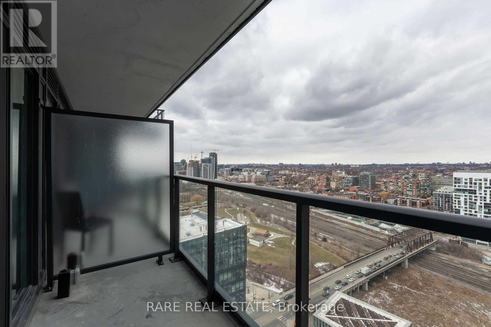 3208 - 70 Queens Wharf Road, Toronto, Ontario  M5V 0J2 - Photo 13 - C12937696