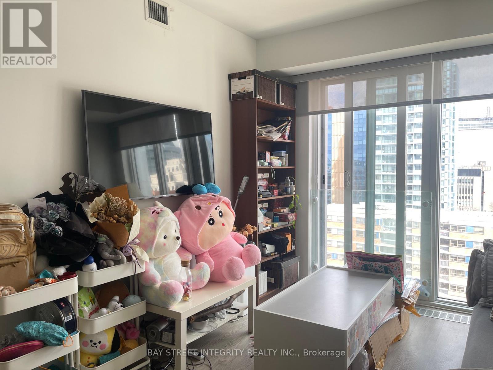 Ph8 - 50 Mccaul Street, Toronto, Ontario  M5T 0B6 - Photo 6 - C12937704