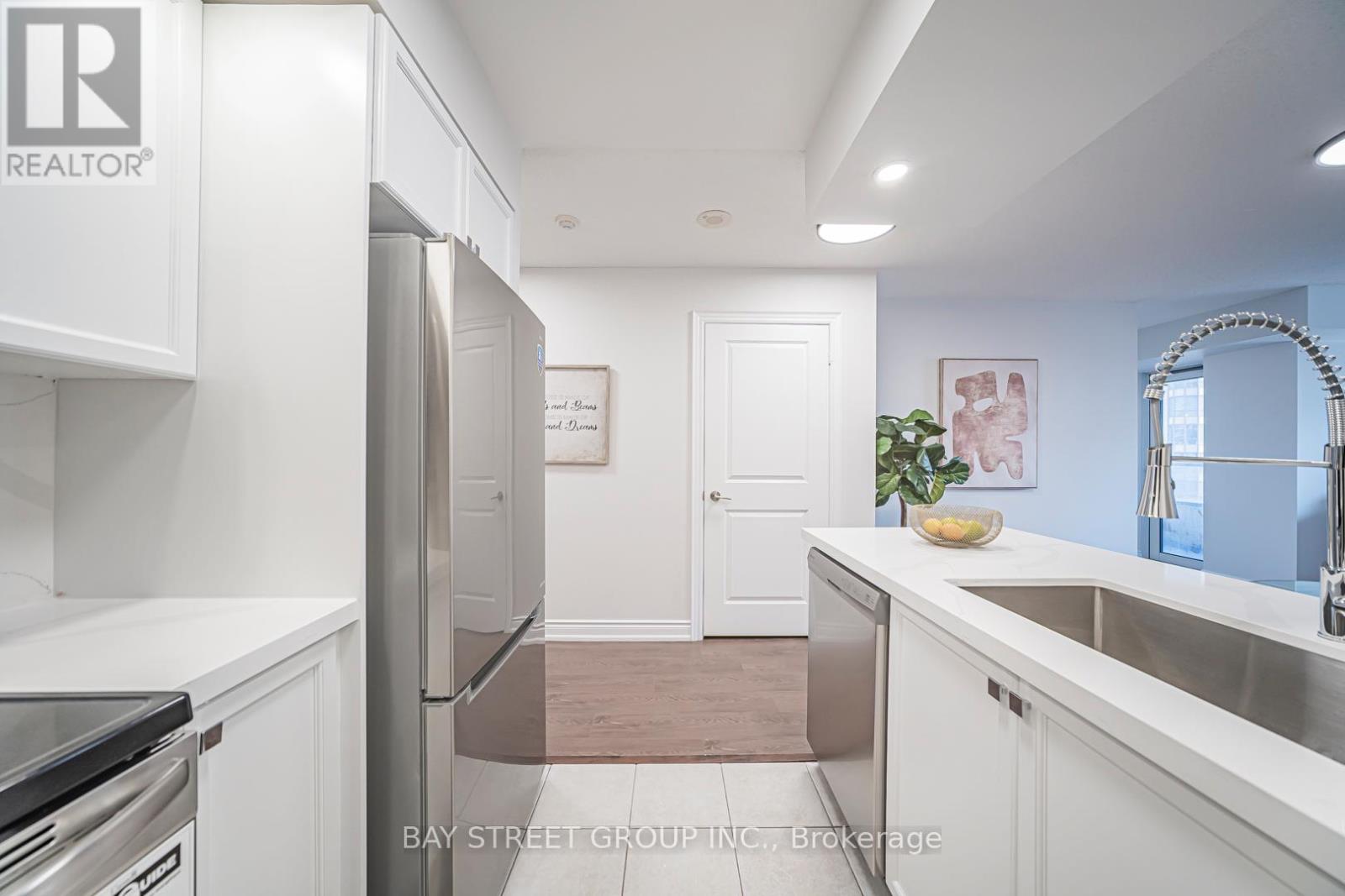 1723 - 500 Doris Avenue, Toronto, Ontario  M2N 0C1 - Photo 15 - C12937710