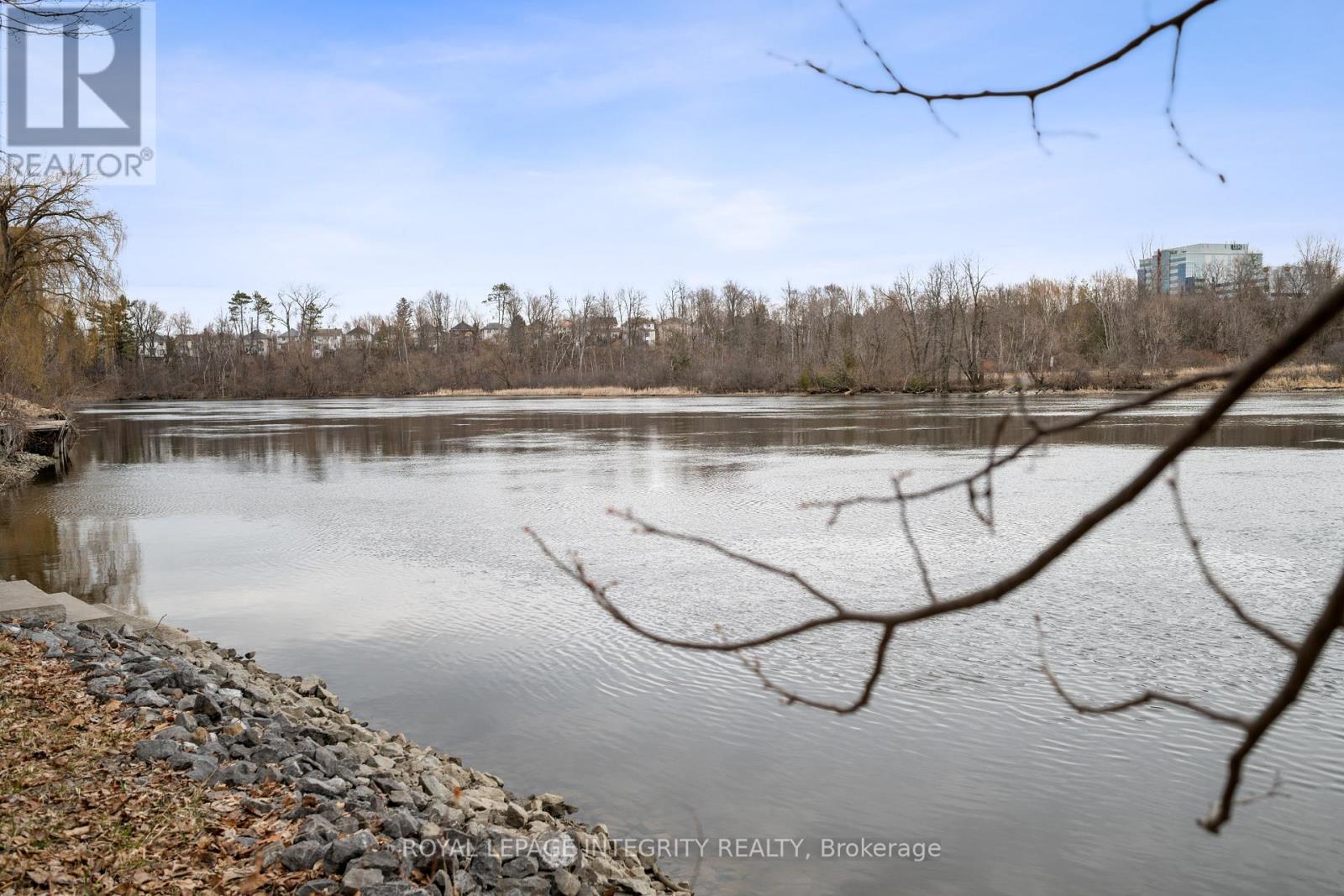 2061 PRINCE OF WALES DRIVE, Ottawa, Ontario