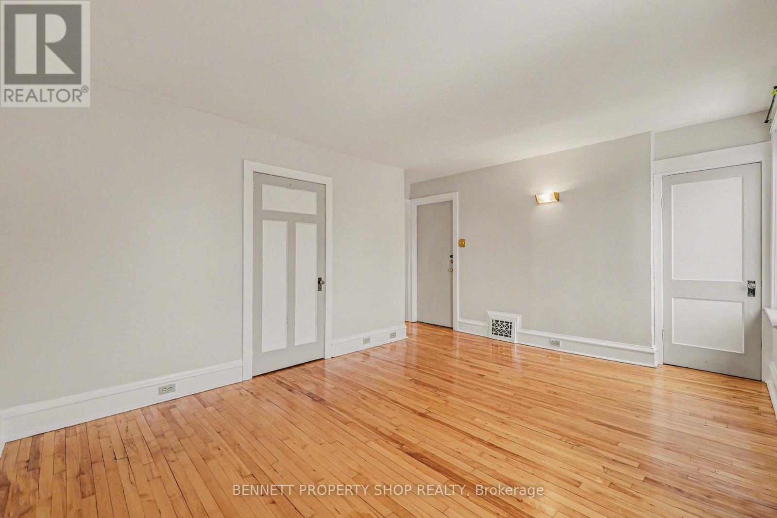 51 Smirle Avenue, Ottawa, Ontario  K1Y 0S2 - Photo 13 - X12937734